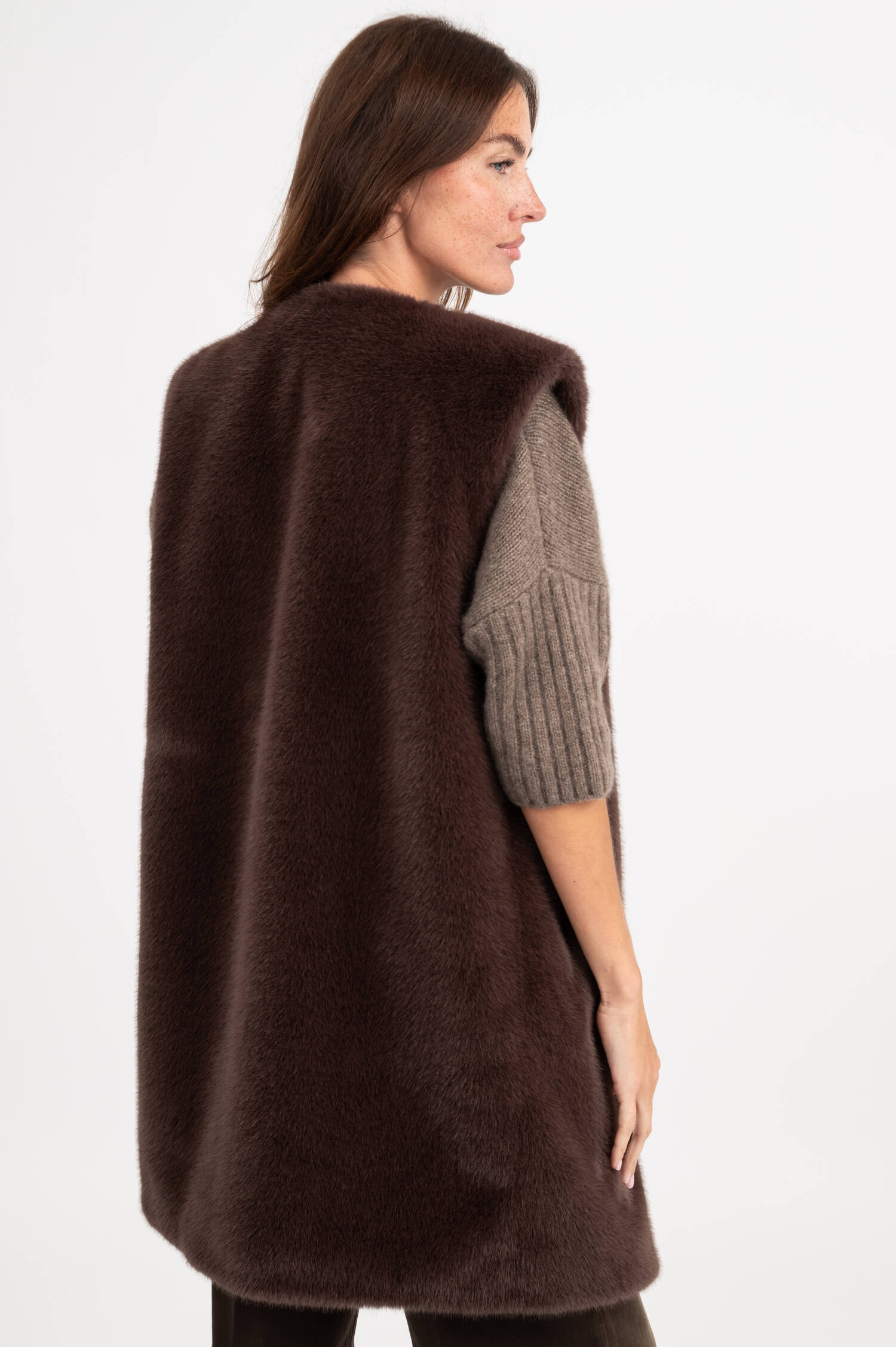 Faux Fur Weste in Beige Faux Fur Weste in Beige