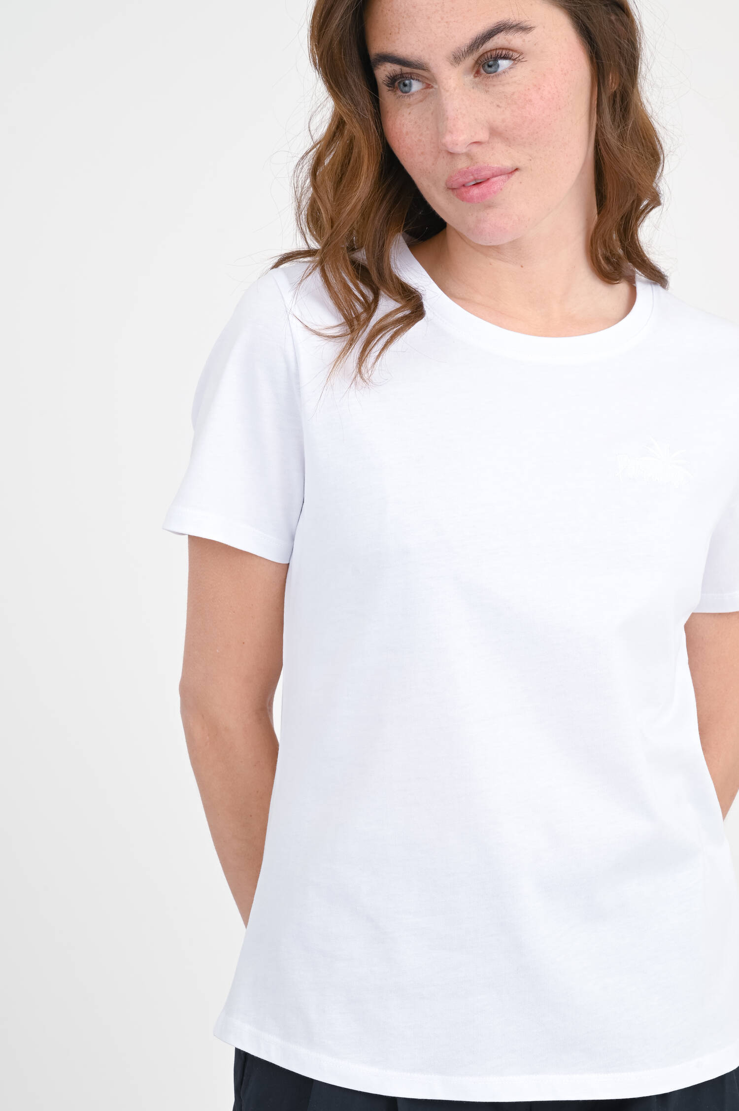 T-Shirt mit Palmen-Stickerei in Weiß