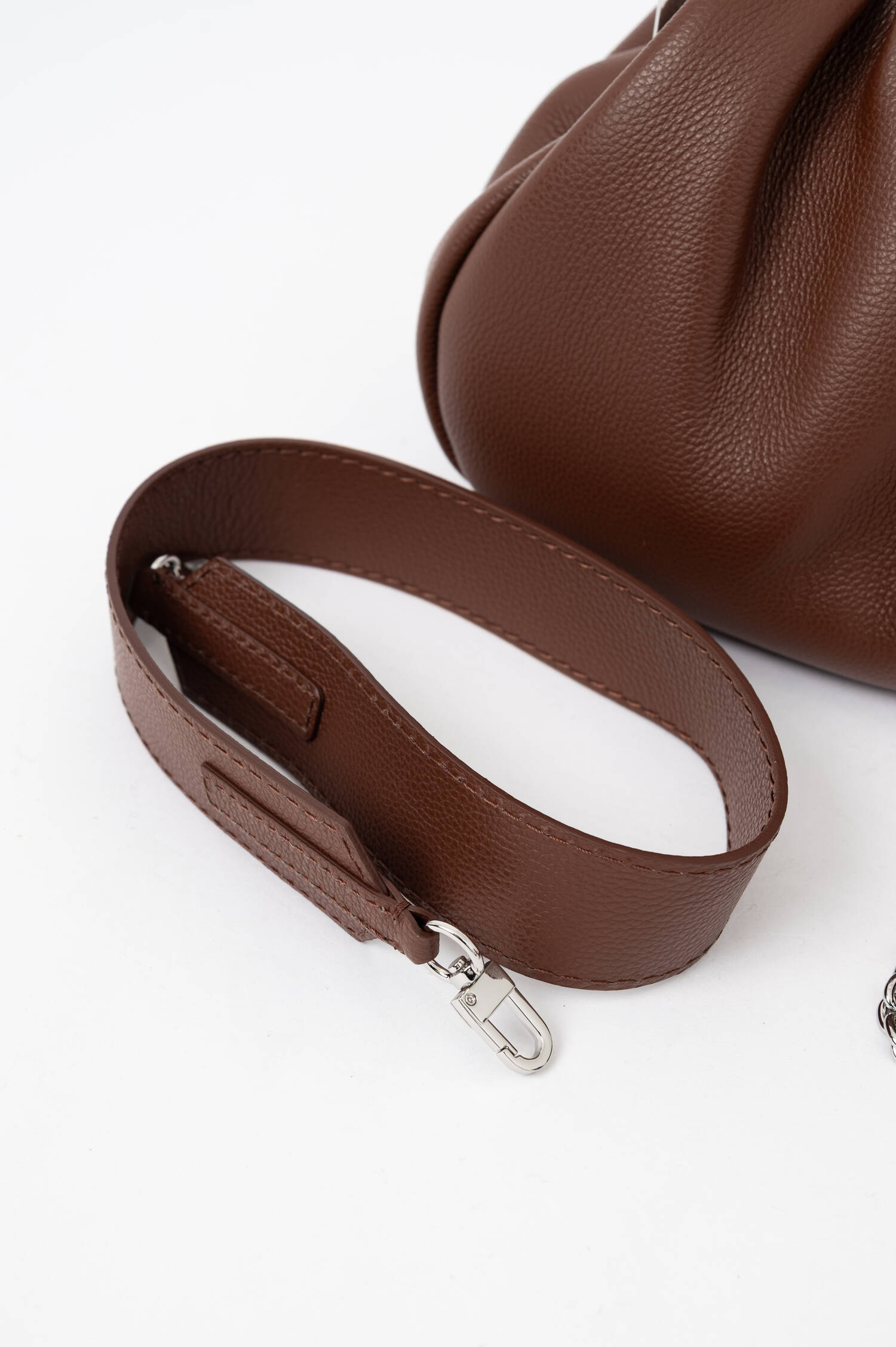 Leder-Pouch in CARO in Braun Leder-Pouch in CARO in Braun