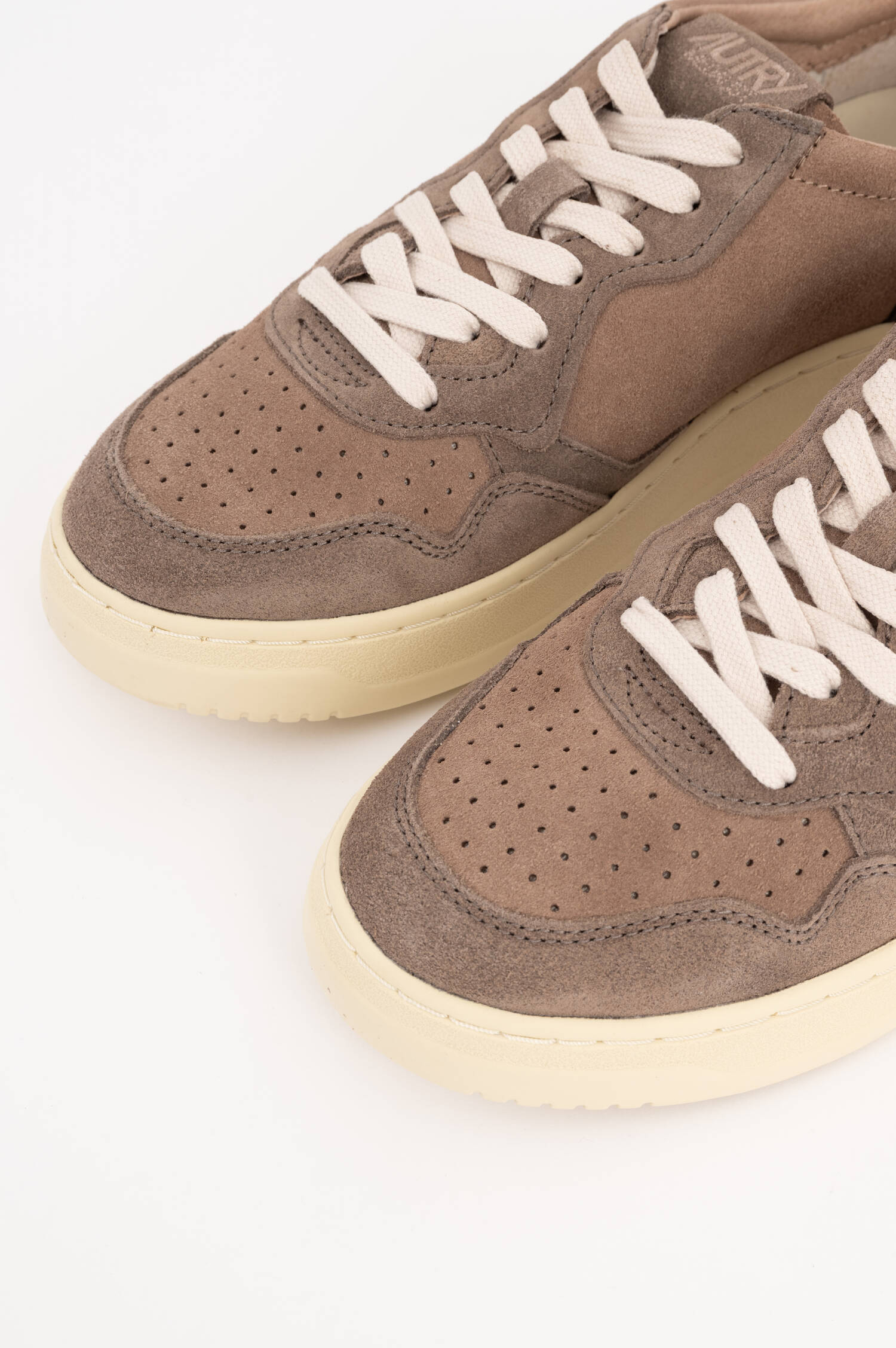 Sneaker MEDALIST LOW in Taupe