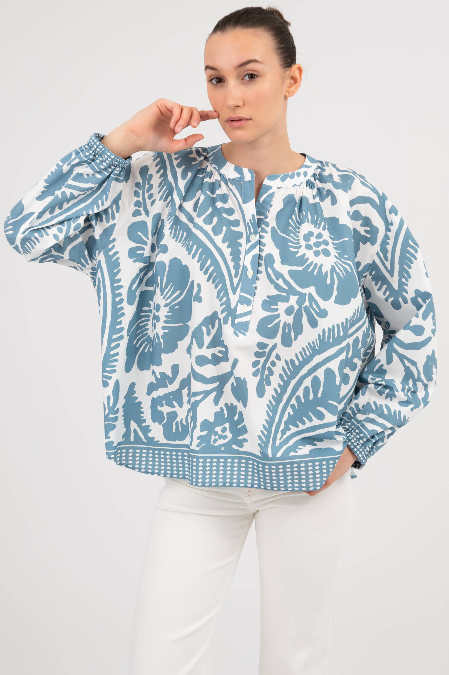 Tunika mit Allover Blumenmuster in Blau