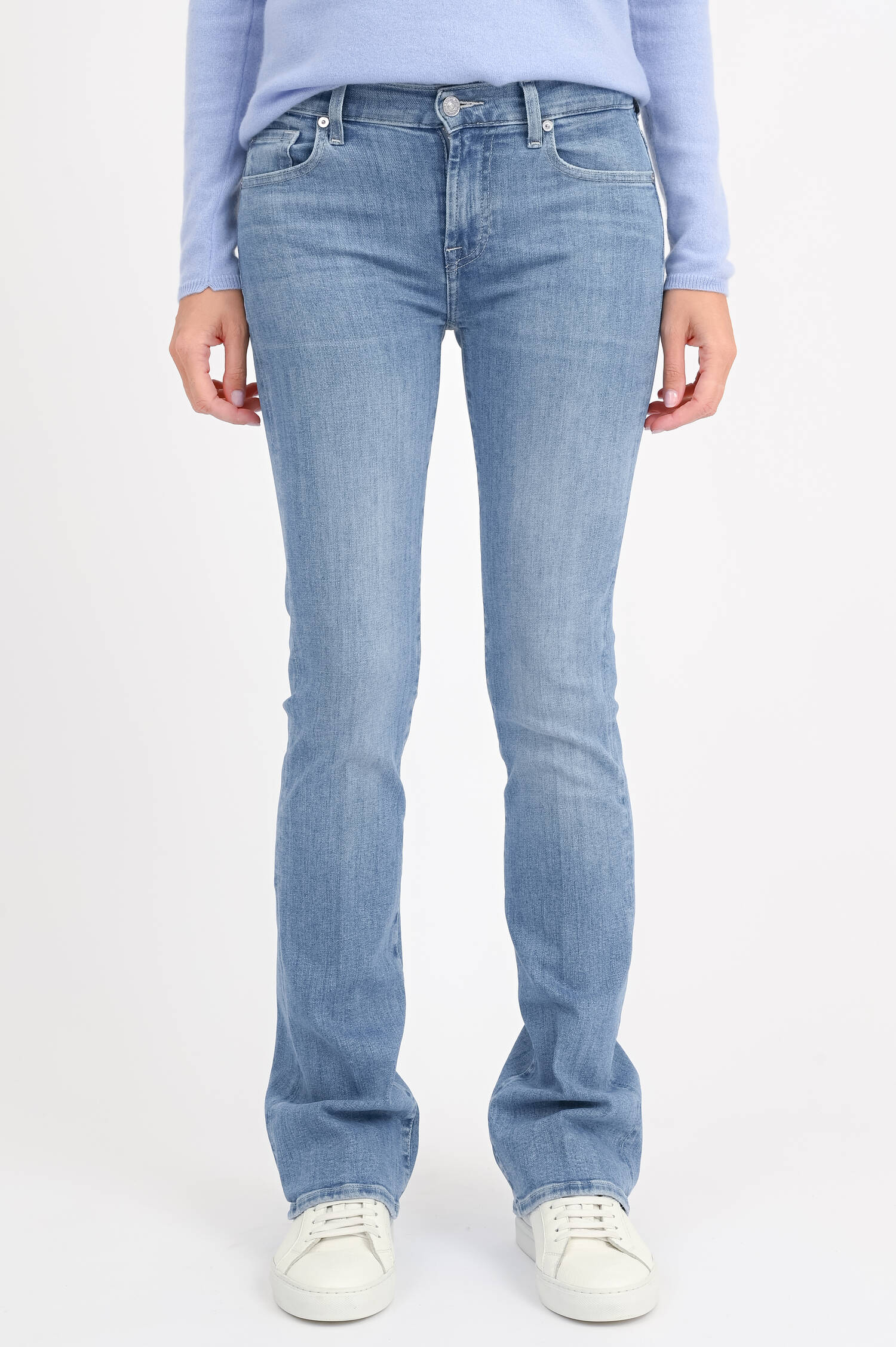 Bootcut-Jeans BLOOM in Hellblau