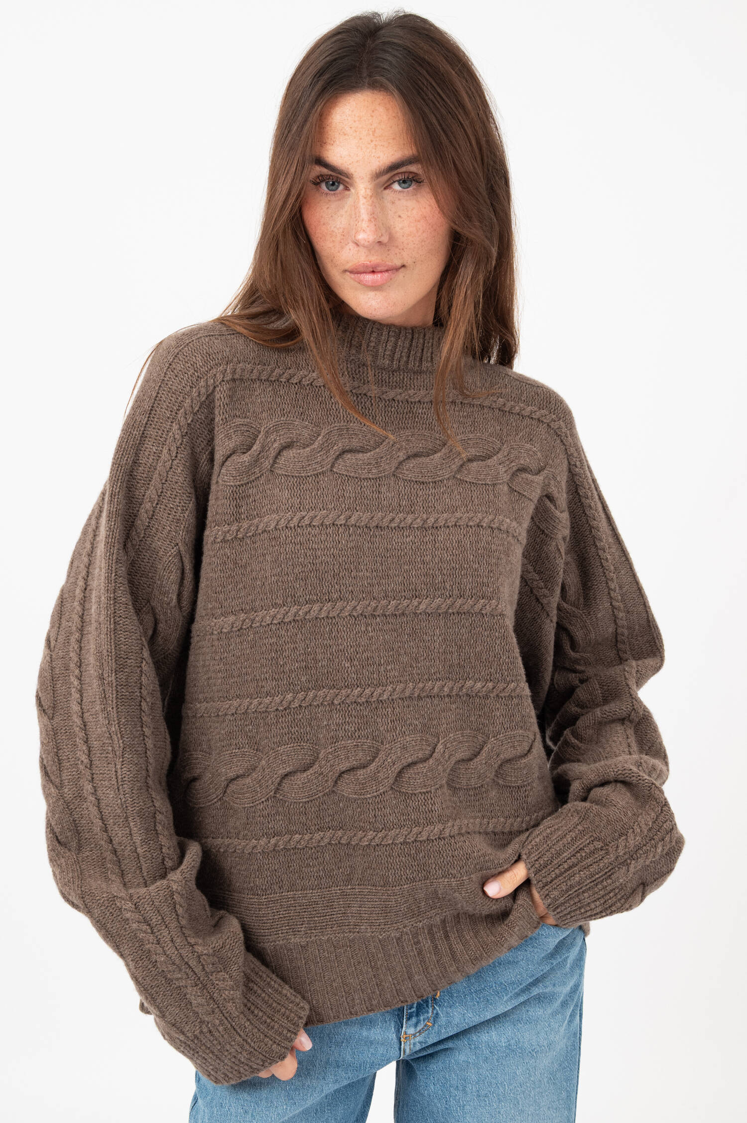 Woll-Zopfstrick-Pullover MAVÉ in Braun Woll-Zopfstrick-Pullover MAVÉ in Braun