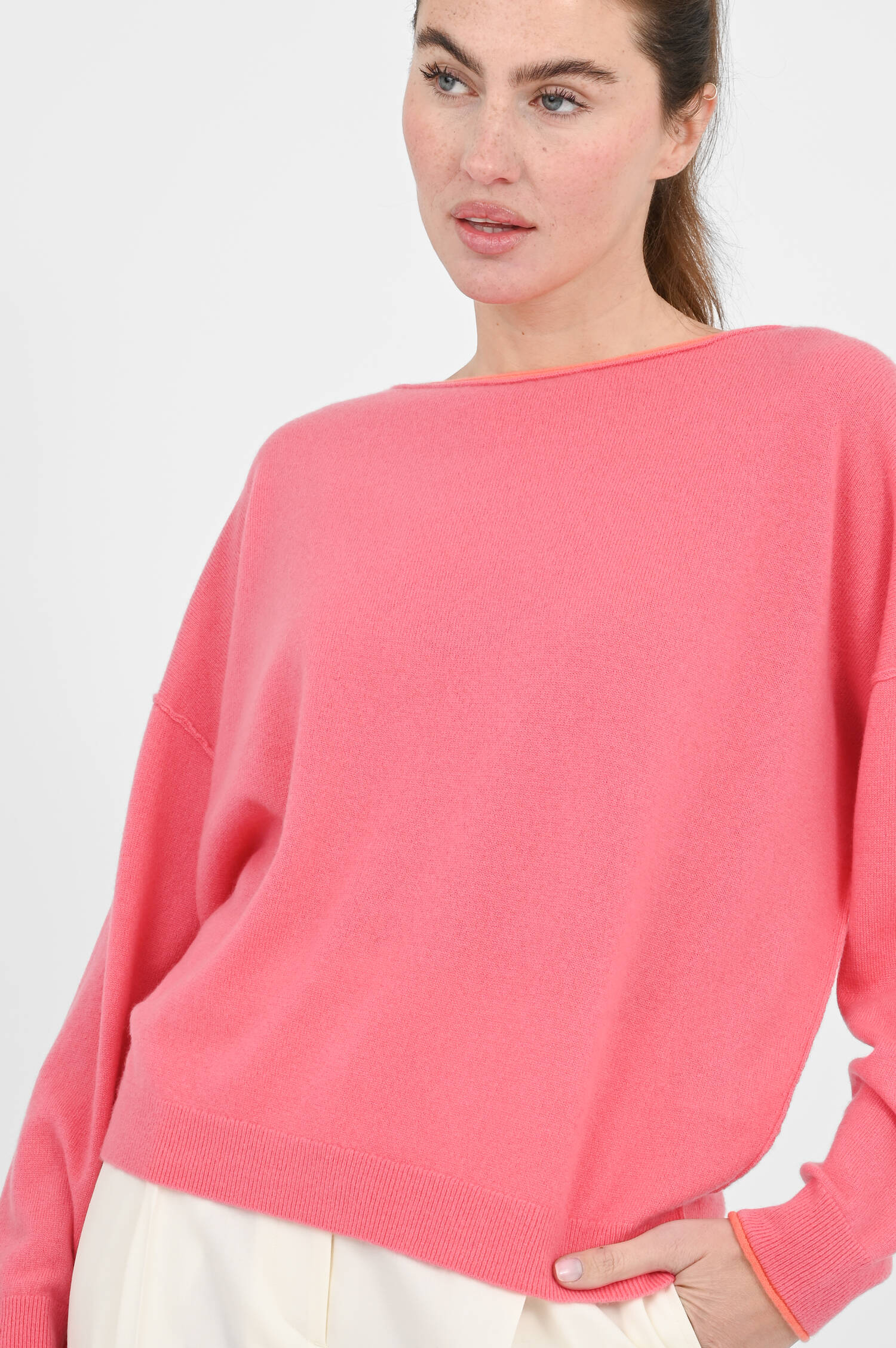 Oversized Cashmere Pullover in Candy