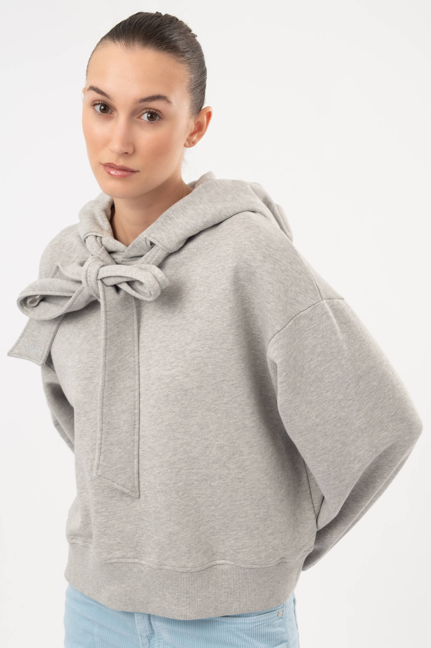 Hoodie mit Schleife in Grau meliert