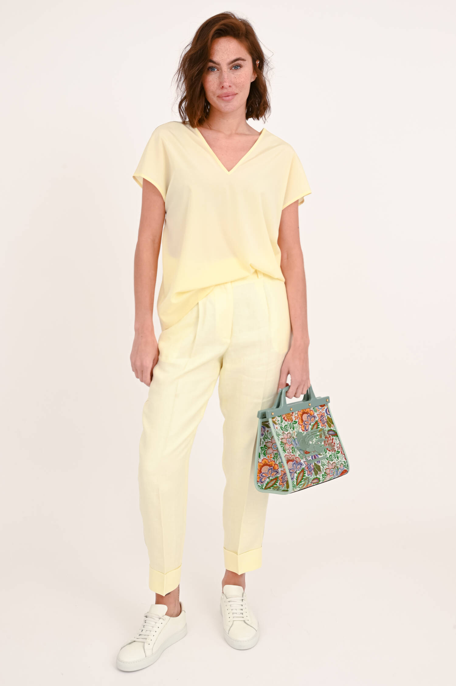 Leinenhose mit Perlen in zartem Gelb