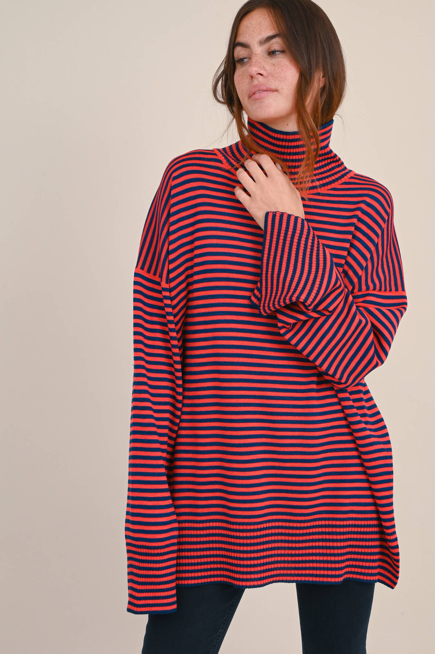 Pullover aus Merinowolle in Navy/Rot gestreift