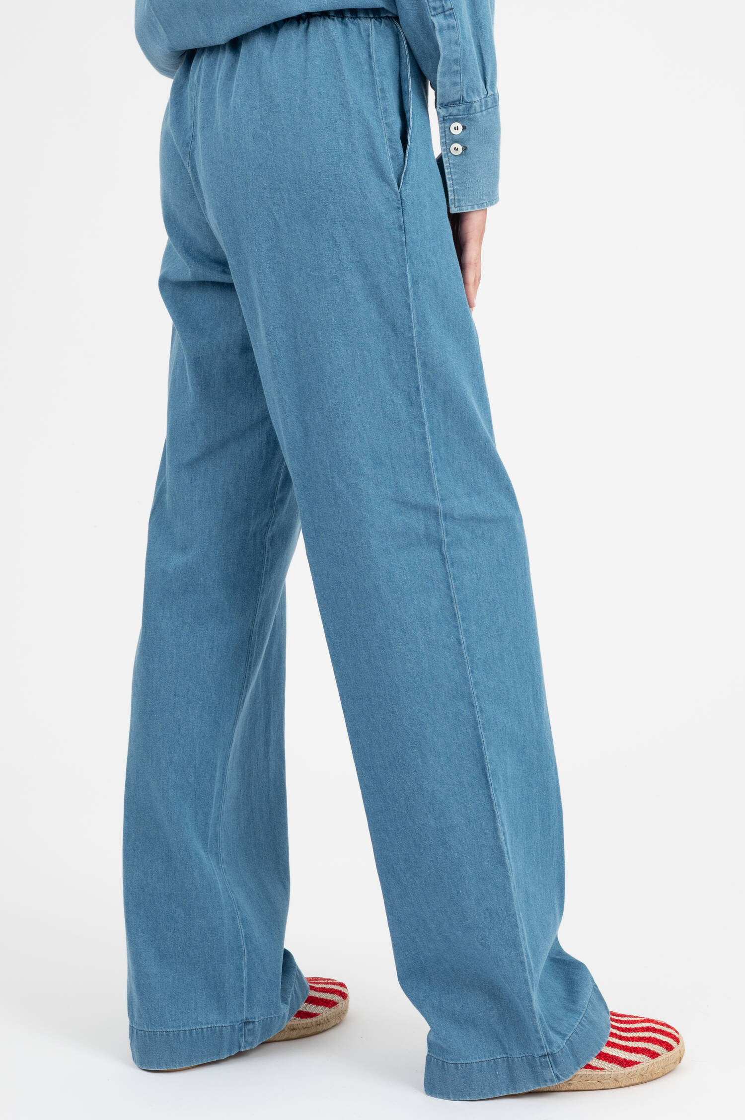 Denimhose in Mittelblau