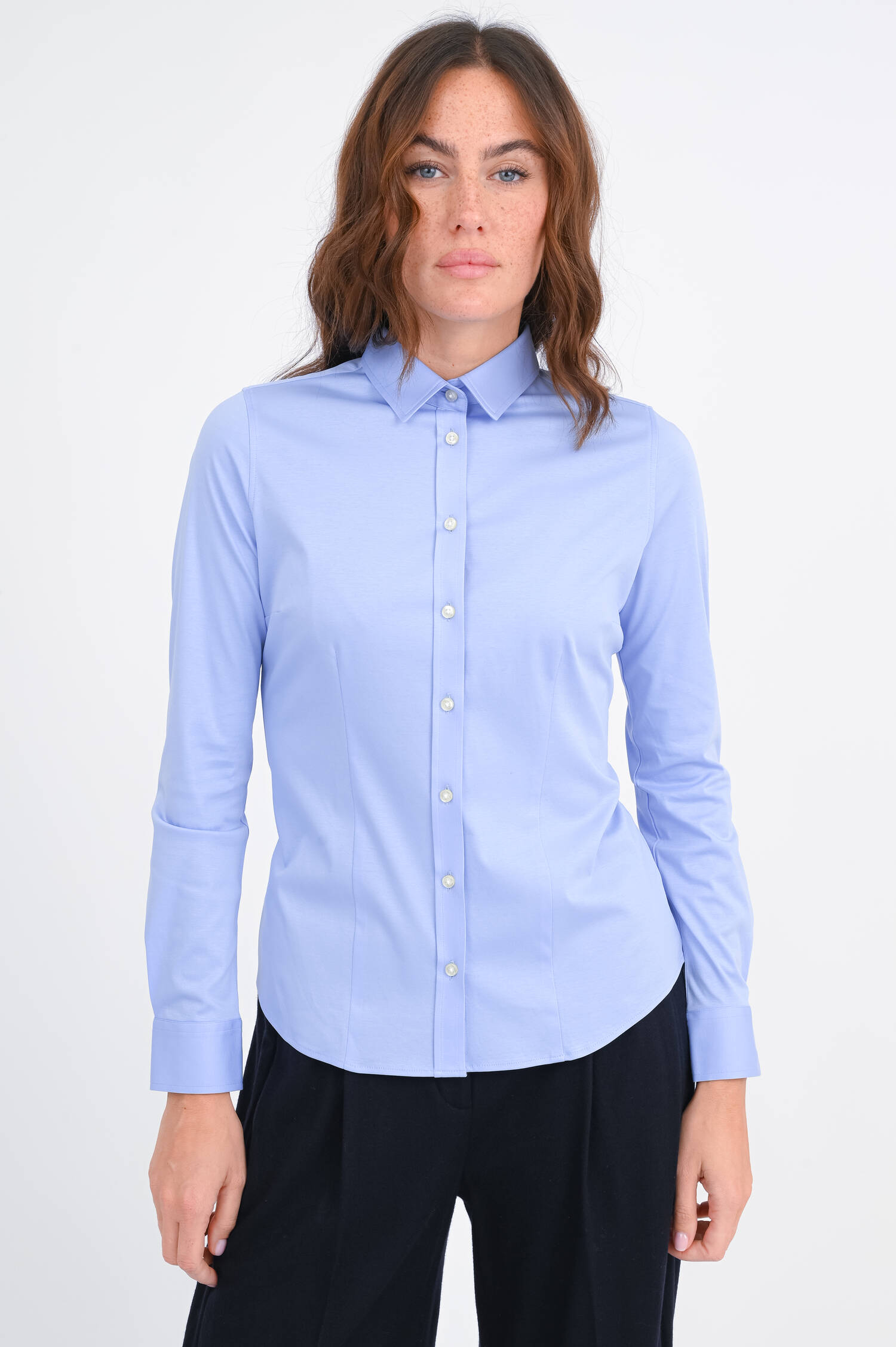 Taillierte Jersey-Langarm Bluse in Hellblau Taillierte Jersey-Langarm Bluse in Hellblau