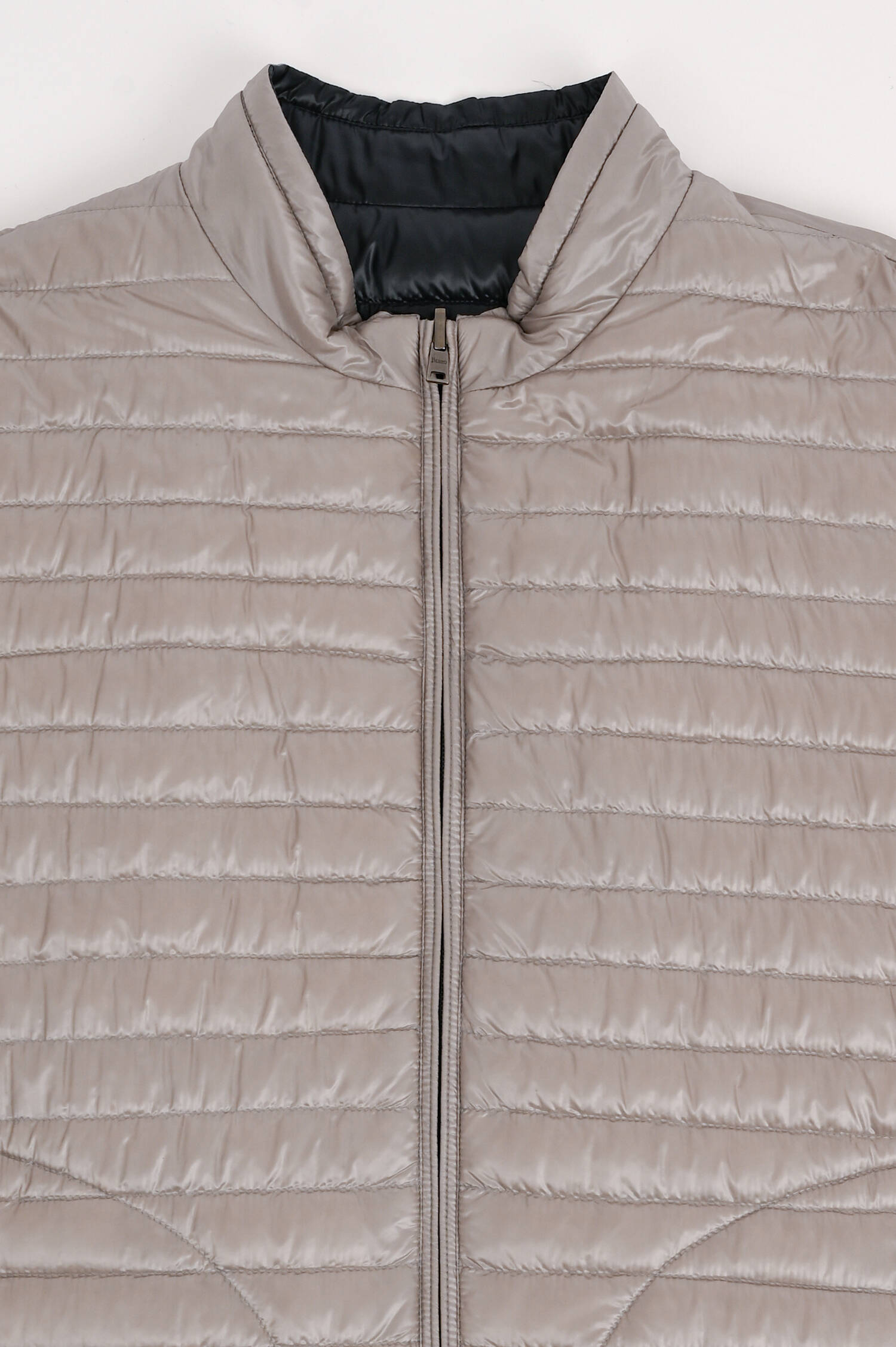 Leichtes Wendegilet in Navy/Beige