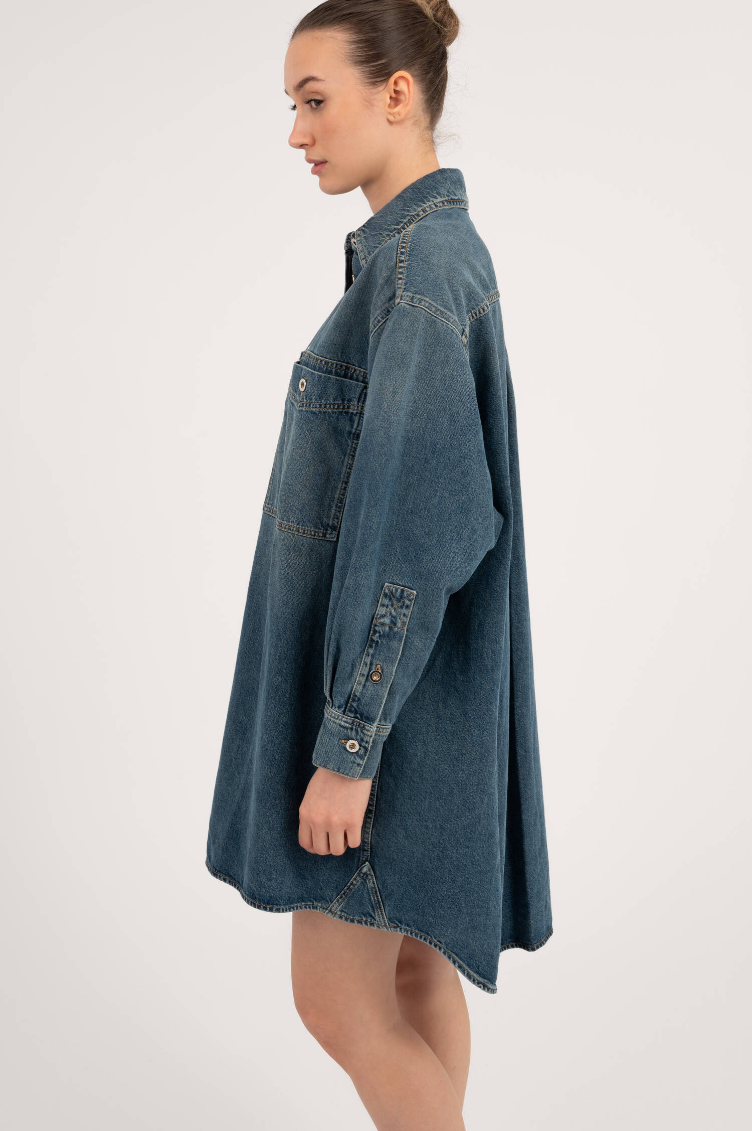 Oversized Denimkleid in Dunkelblau