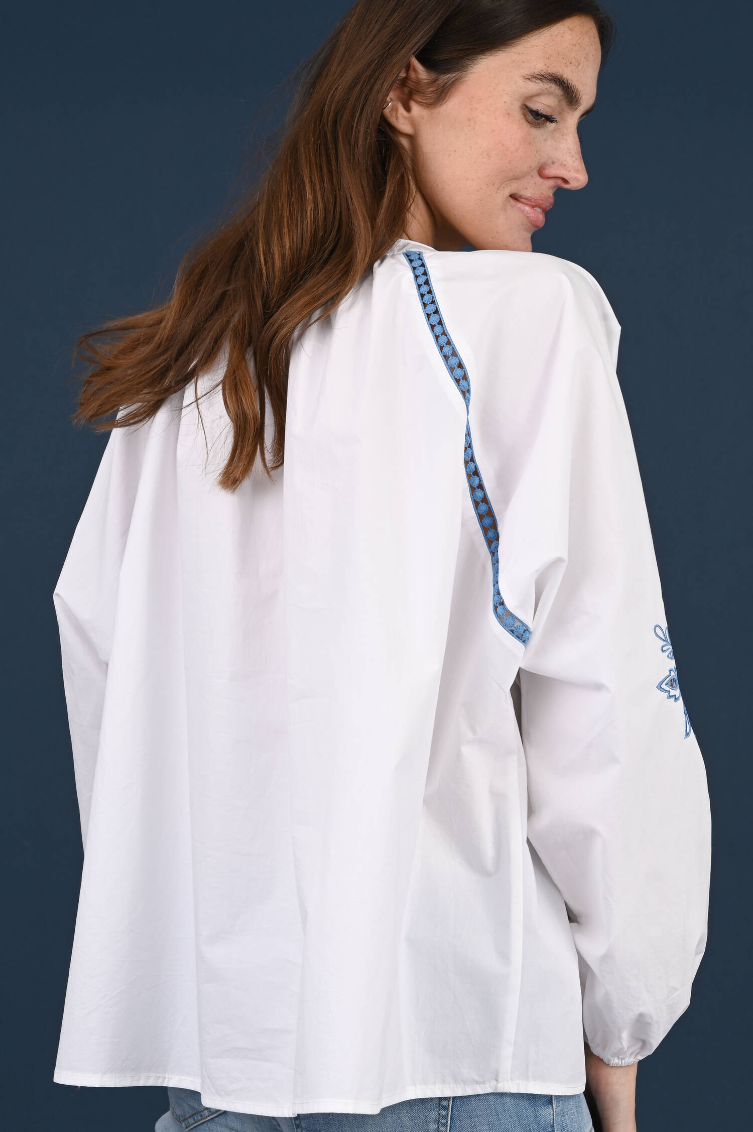 Ethno Tunika in Weiß/Blau Ethno Tunika in Weiß/Blau