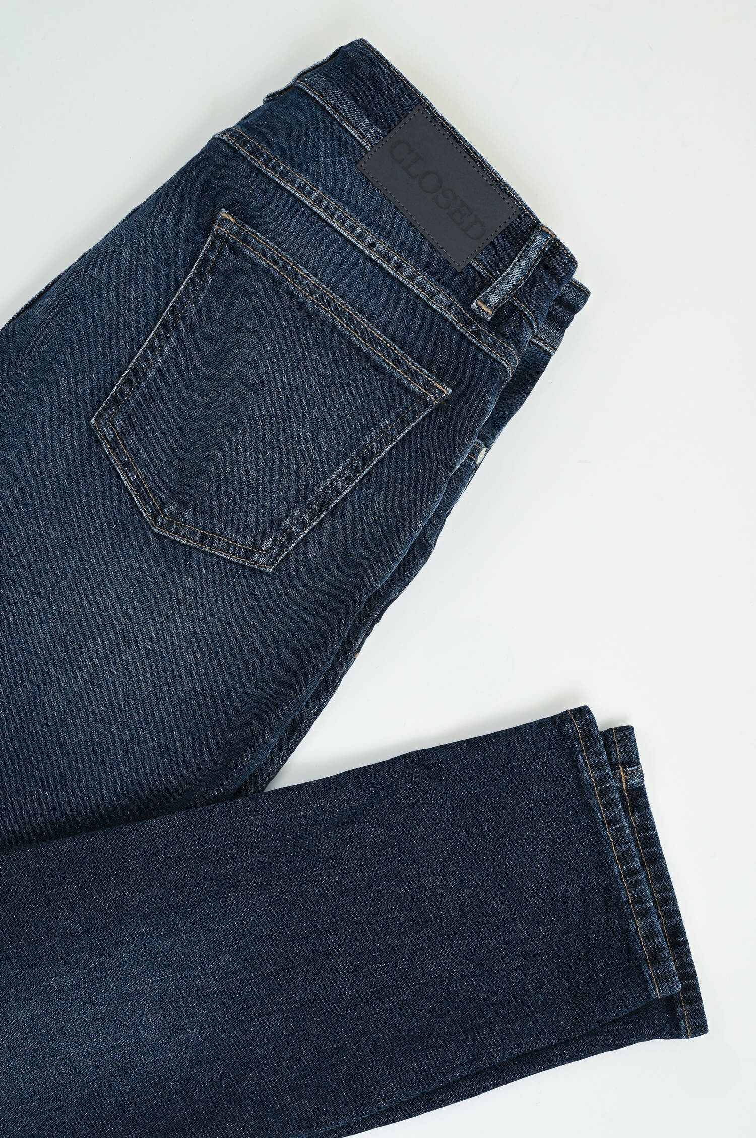 Jeans UNITY SLIM L31 in Dark Blue Jeans UNITY SLIM L31 in Dark Blue