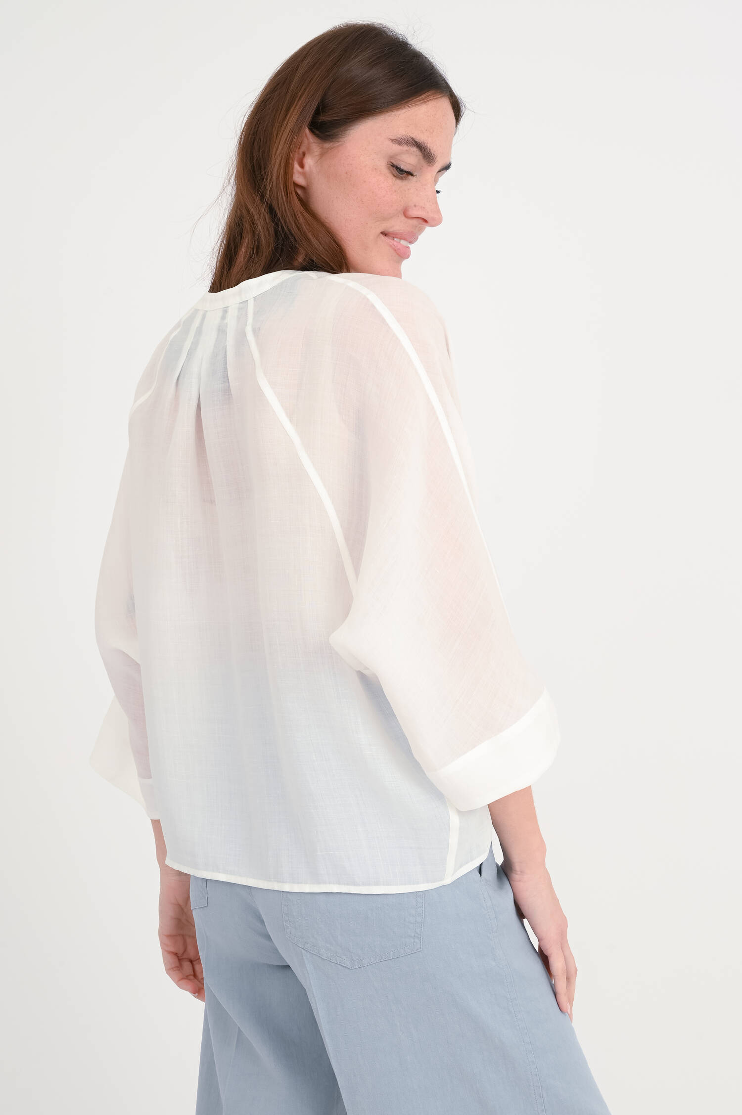 Bluse aus Ramie-Tencel-Mix in Weiß