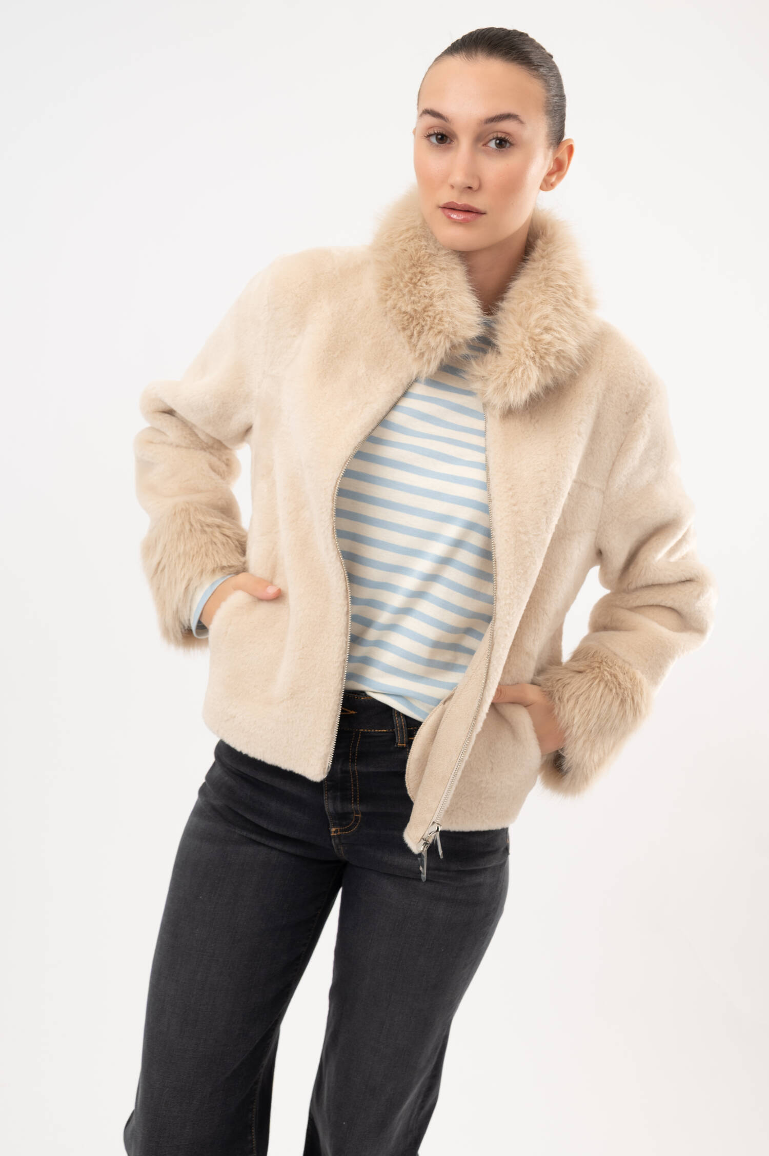 Faux-Fur-Jacke XANA TOSCANY in Beige Faux-Fur-Jacke XANA TOSCANY in Beige