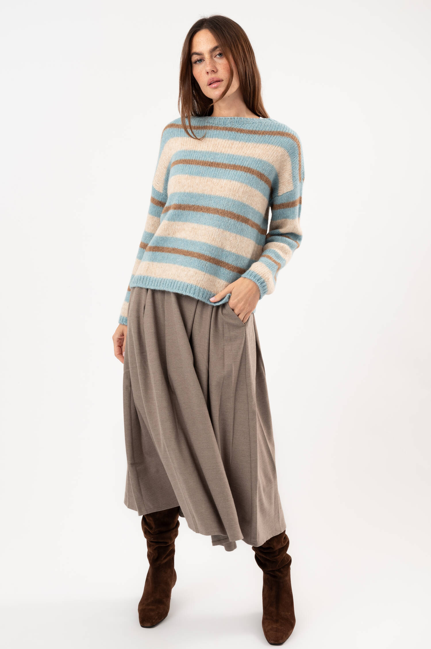 Relaxed-Pullover mit Streifen in Hellblau/Beige Relaxed-Pullover mit Streifen in Hellblau/Beige