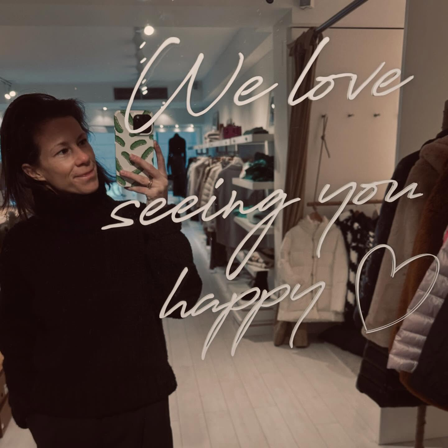 2025 recap - businesstrips, Circolo x Grüner Event, 1868 Klagenfurt scarf, Teamliebe, Grüner Soaps, Grüner x FaceIT Event, proud of our whole Team!!! Excited for 2026 🍀🫶🏼