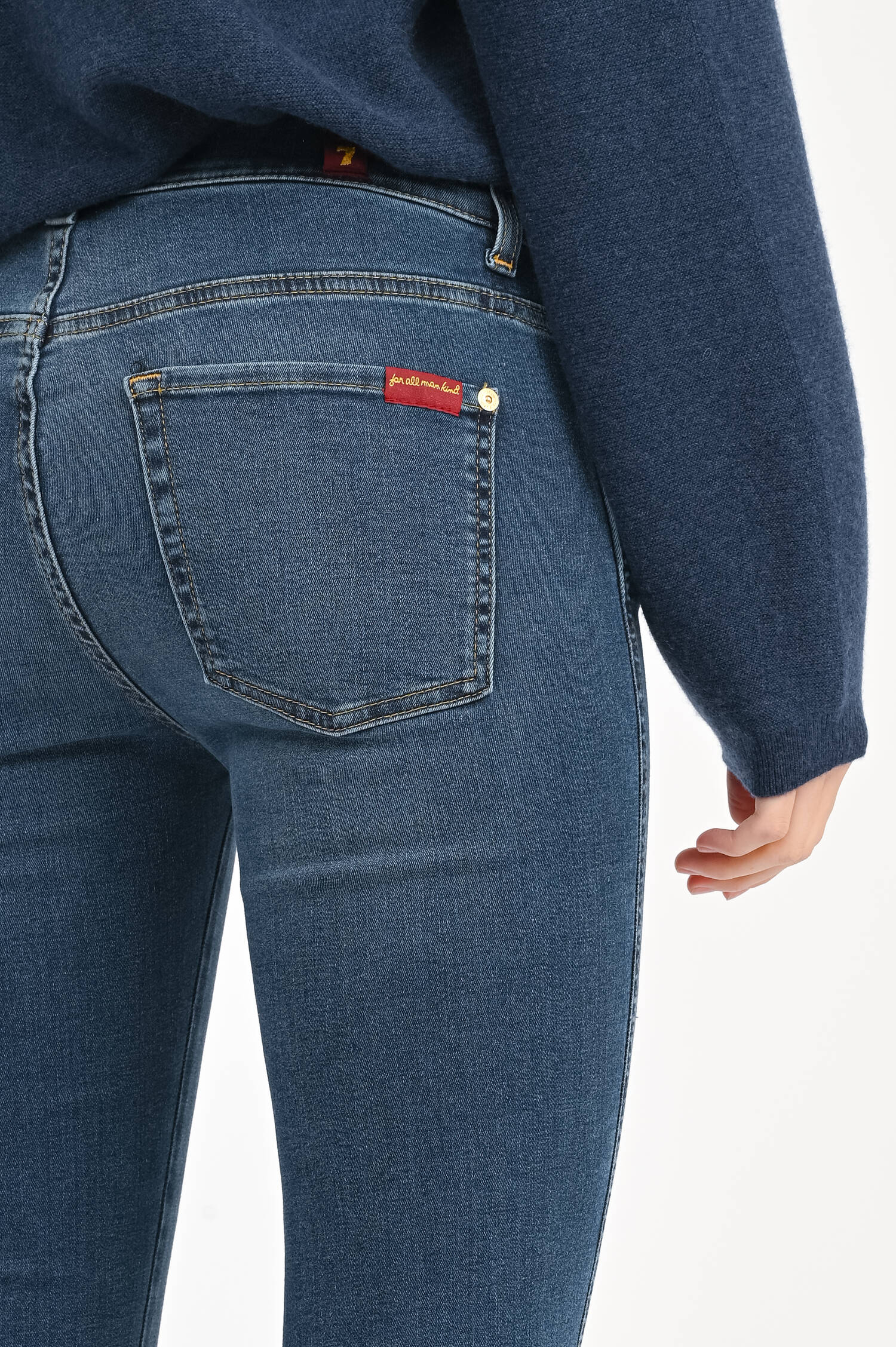  Slim Fit Jeans mit Schlitz in Dunkelblau
