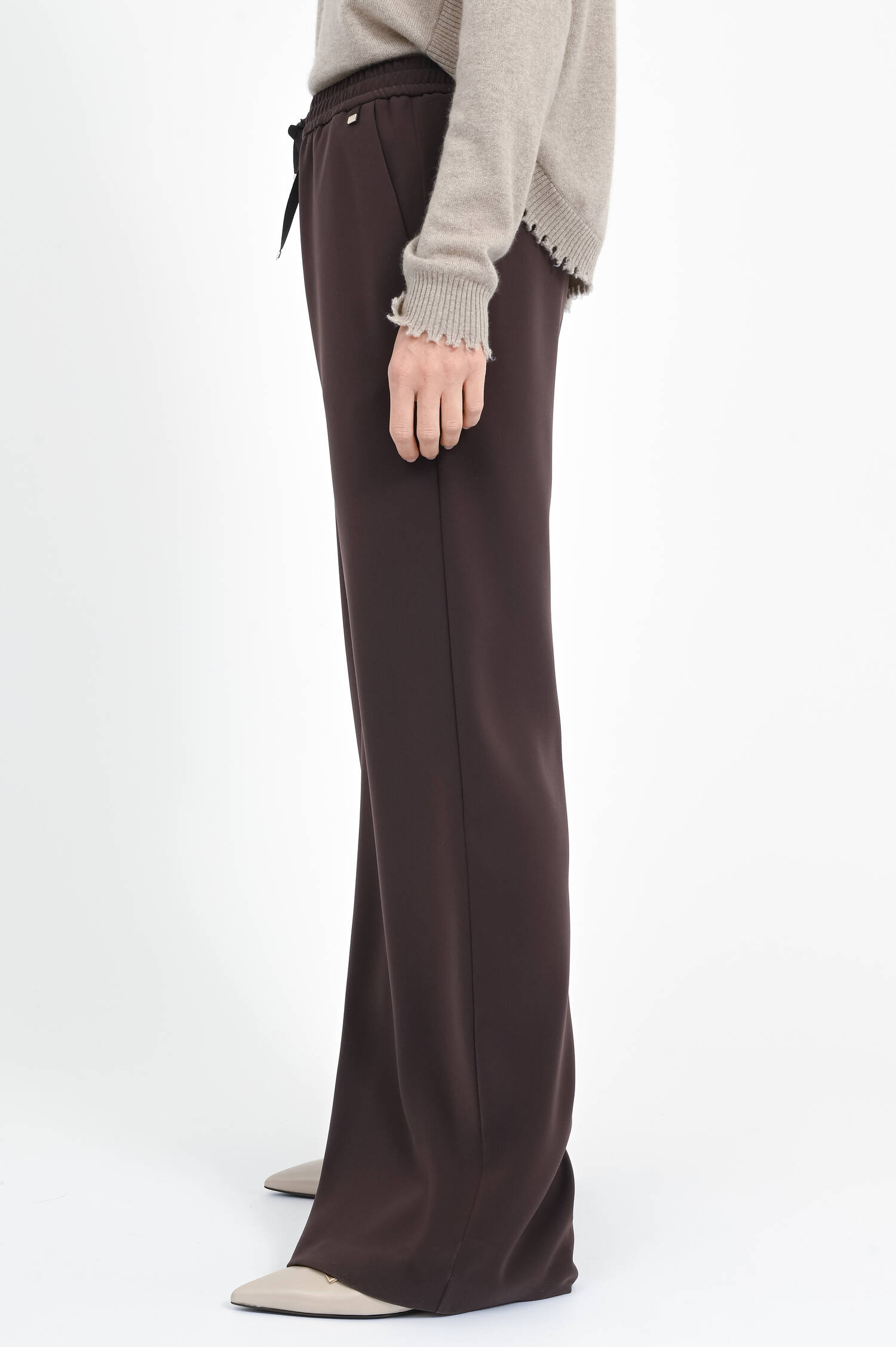 Straight-Leg-Hose in Braun