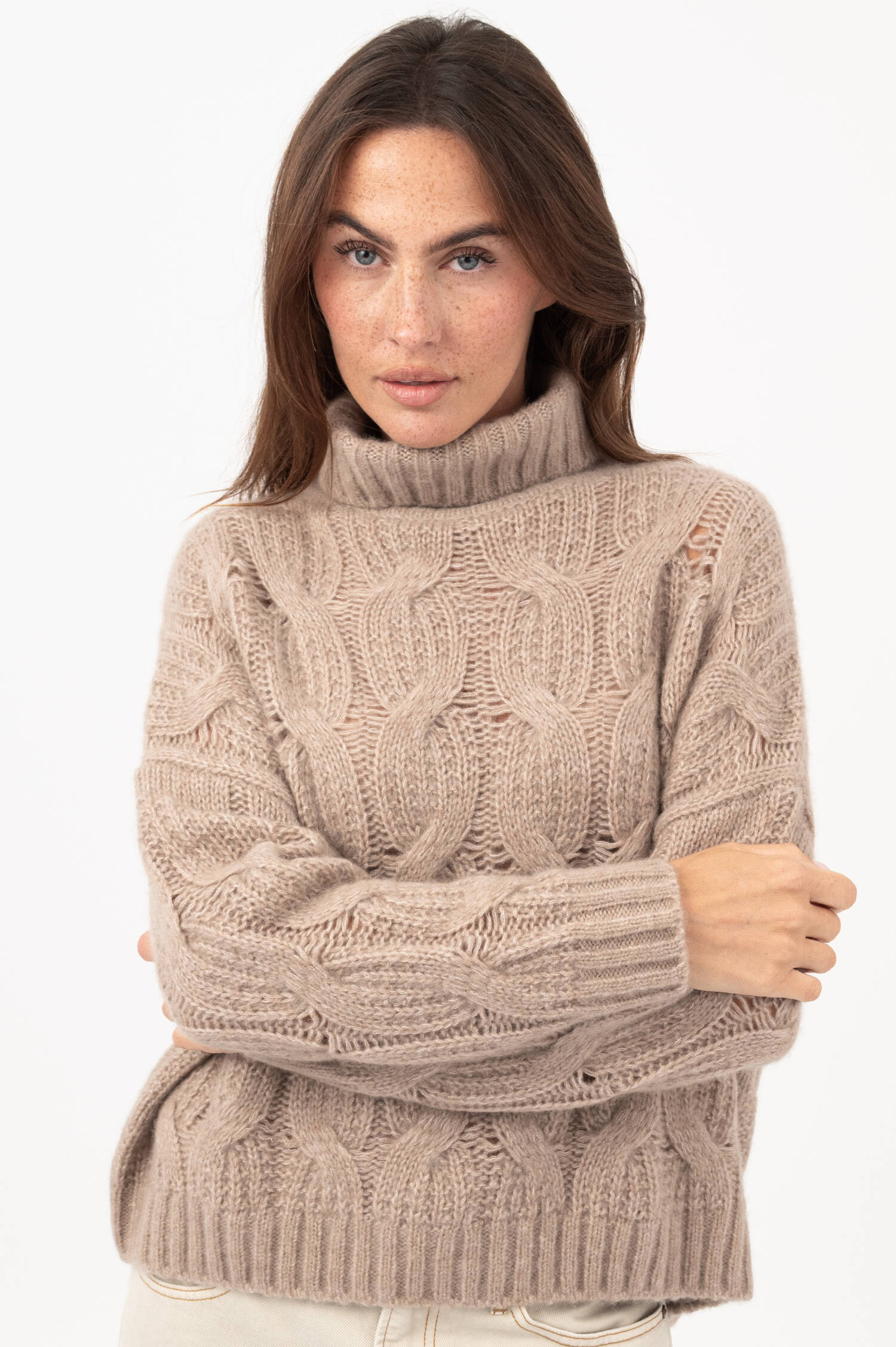 Zopfstrick-Rollkragen-Pullover in Braun Zopfstrick-Rollkragen-Pullover in Braun
