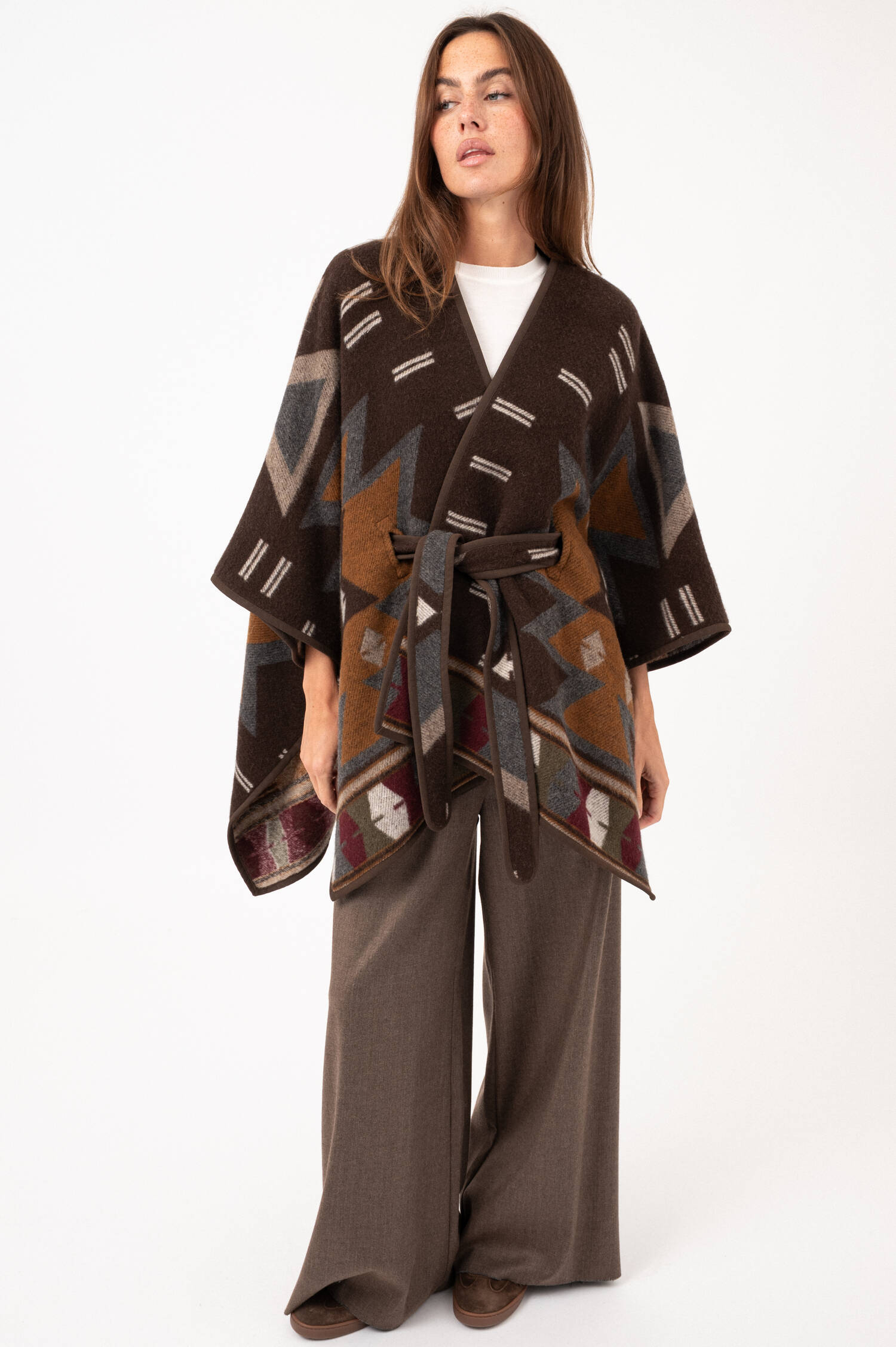 Woll-Mix-Ethno-Poncho in Braun Woll-Mix-Ethno-Poncho in Braun