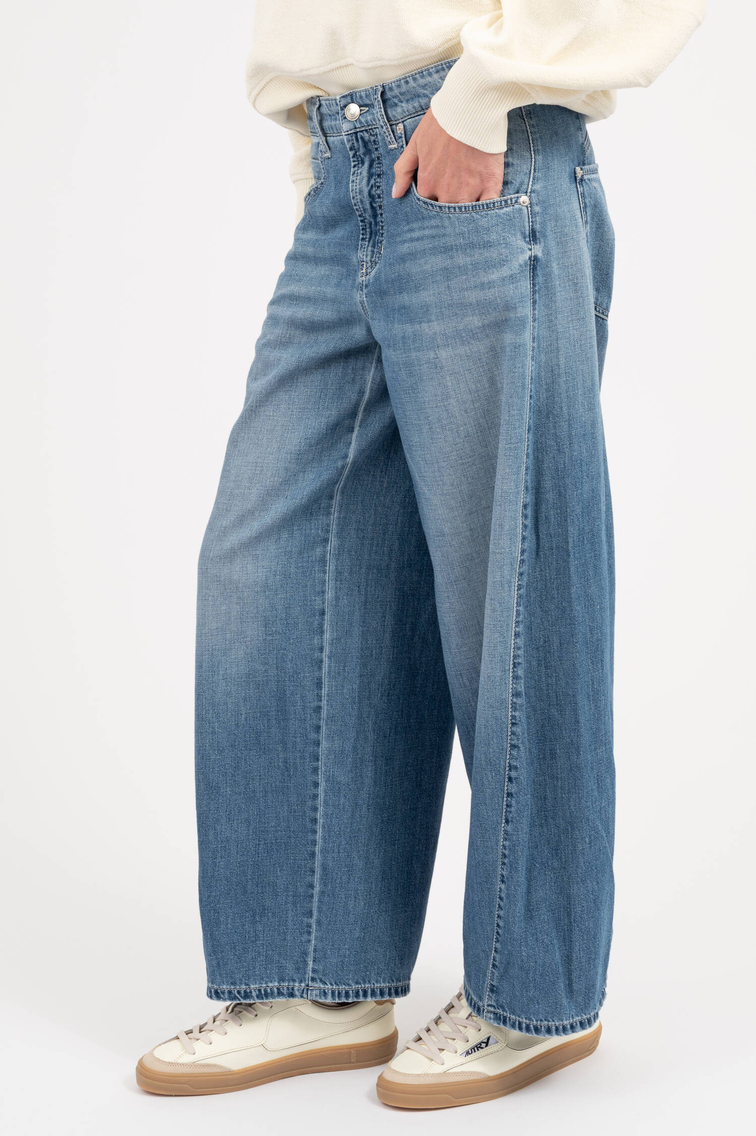 O-Shape Jeans ORLA in Mittelblau