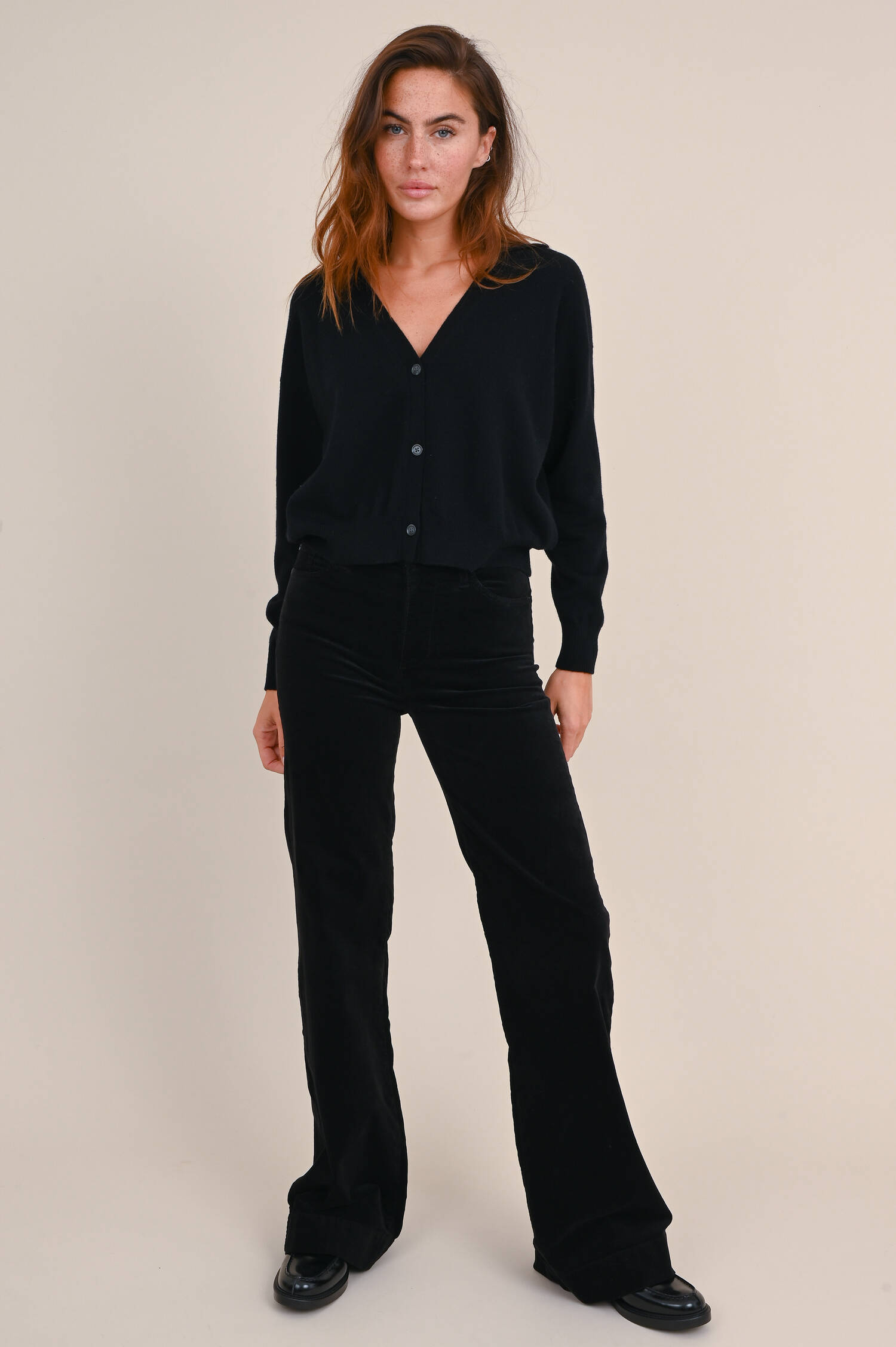 Cashmere Strickweste mit Polokragen in Schwarz