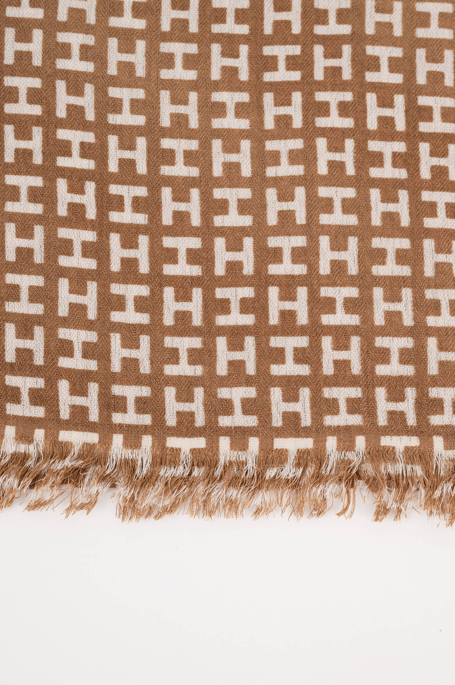 Cashmere-Seiden-Schal RADEGUNDE in Braun