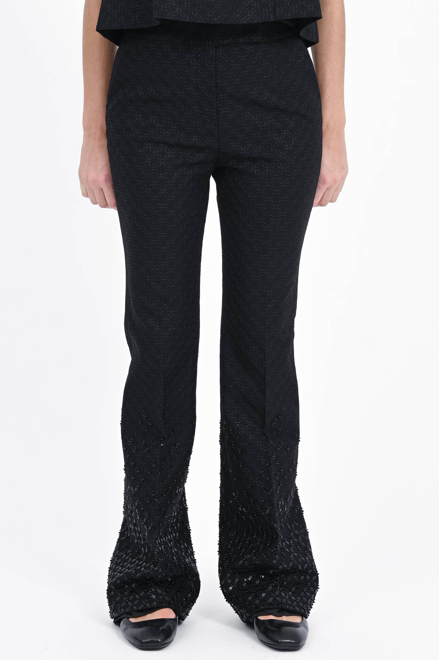 Flared Hose mit Allover-Pailletten in Pure Black Flared Hose mit Allover-Pailletten in Pure Black