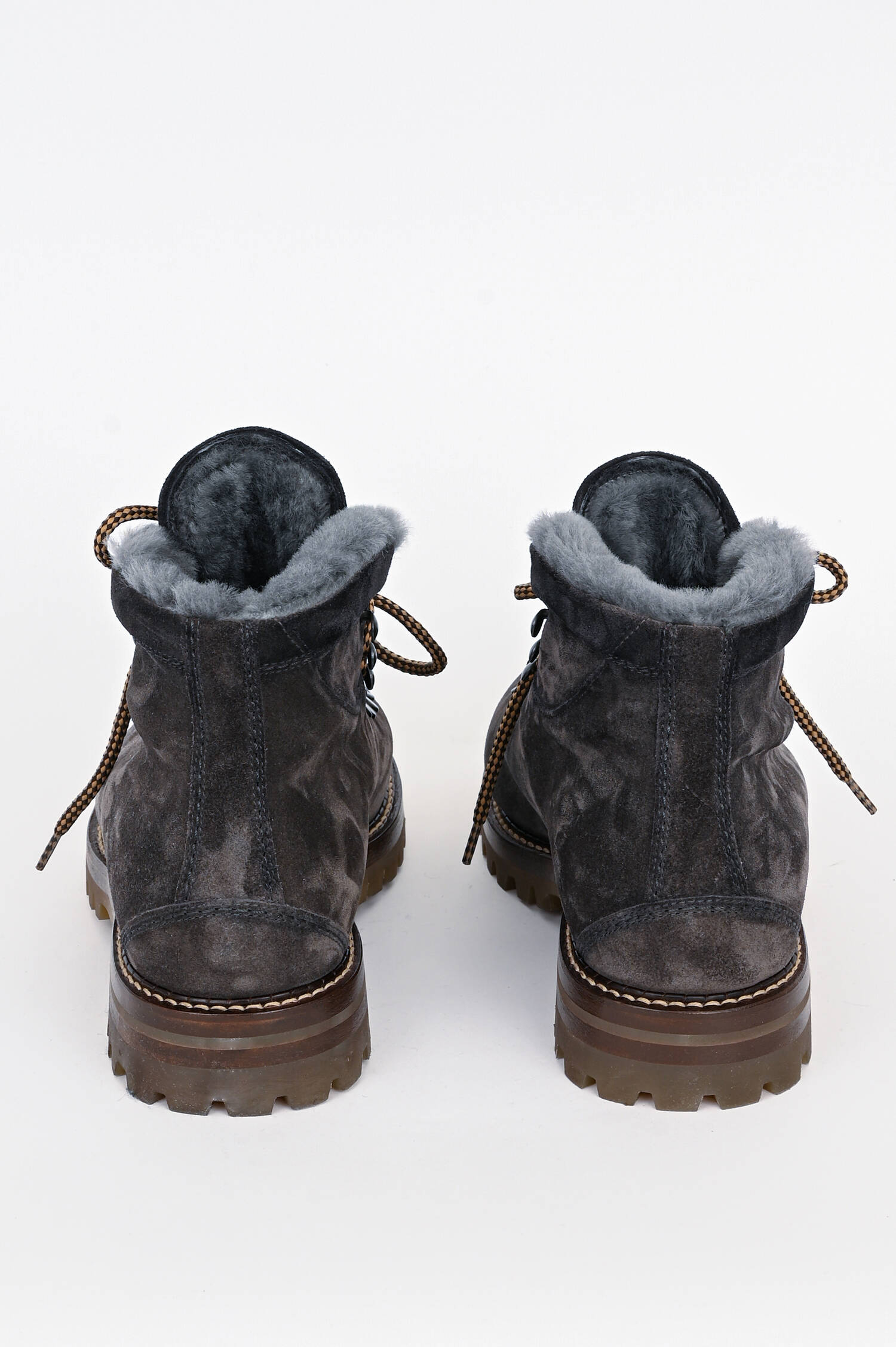 Gefütterter Schnürboot aus Veloursleder in Grau