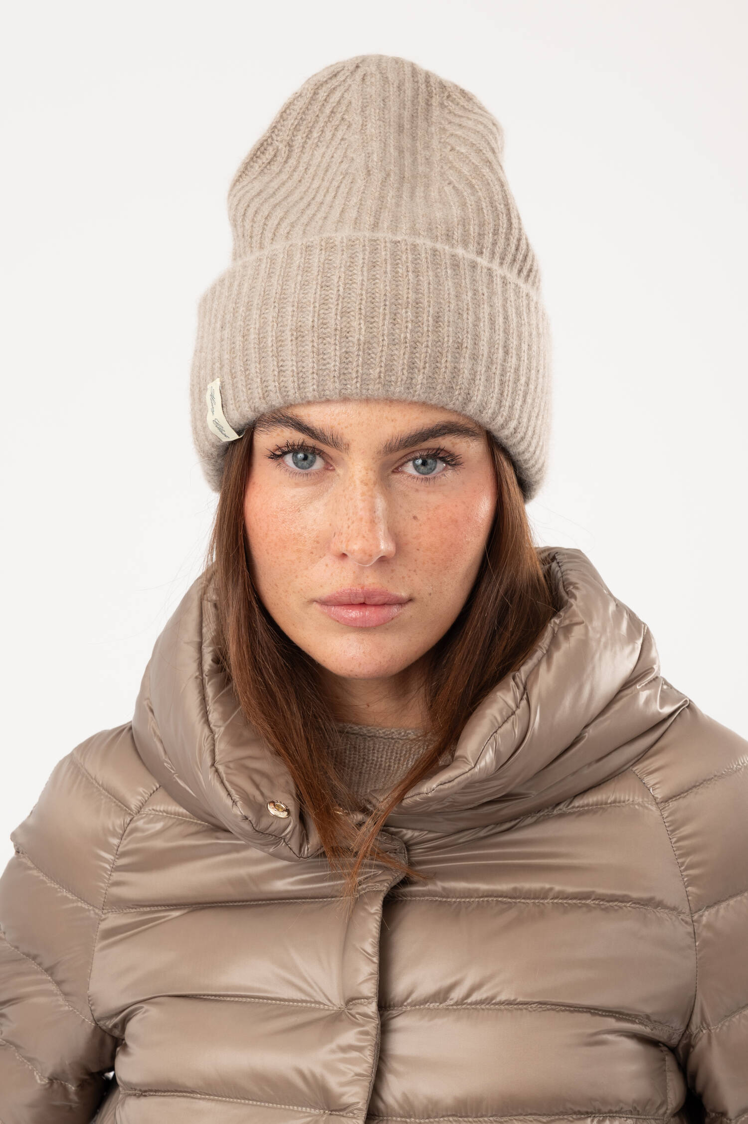 Cashmere-Beanie in Beige Cashmere-Beanie in Beige