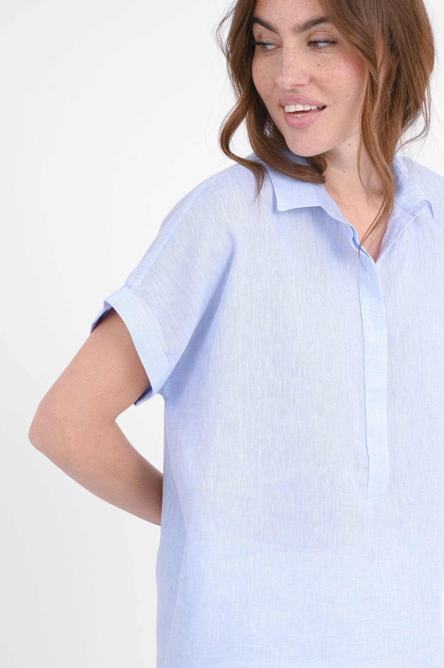 Bluse MENA aus Leinen in Hellblau