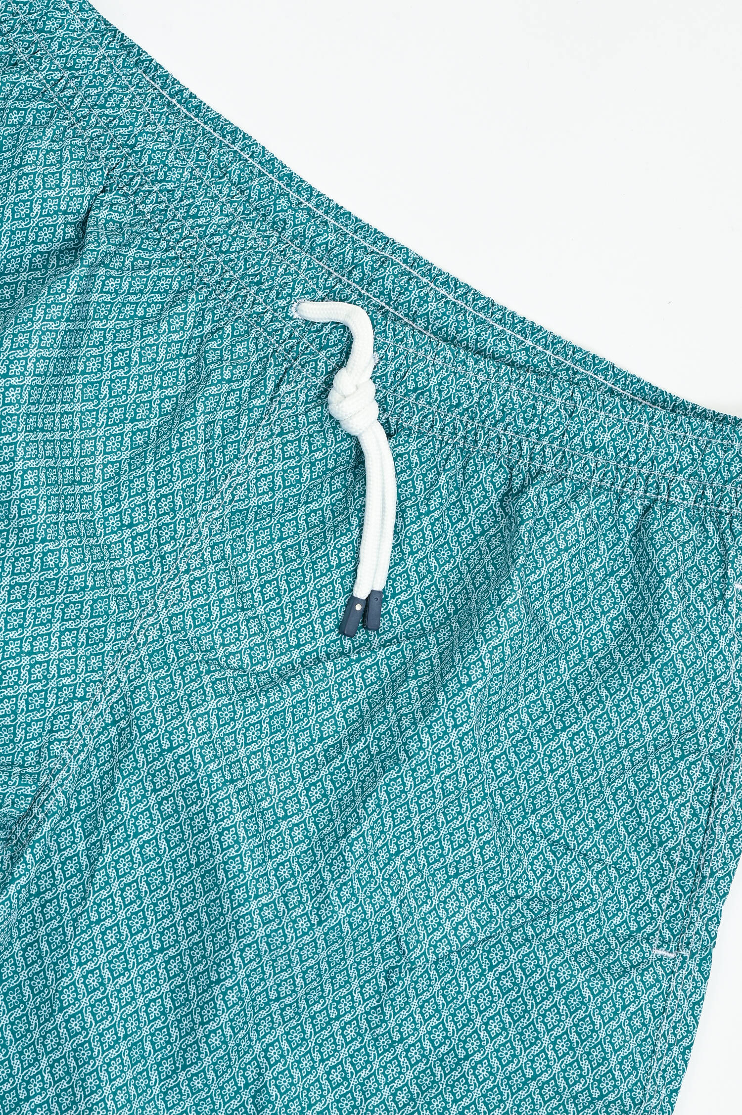 Badehose MADEIRA mit Mosaikmuster in Dunkelgrün