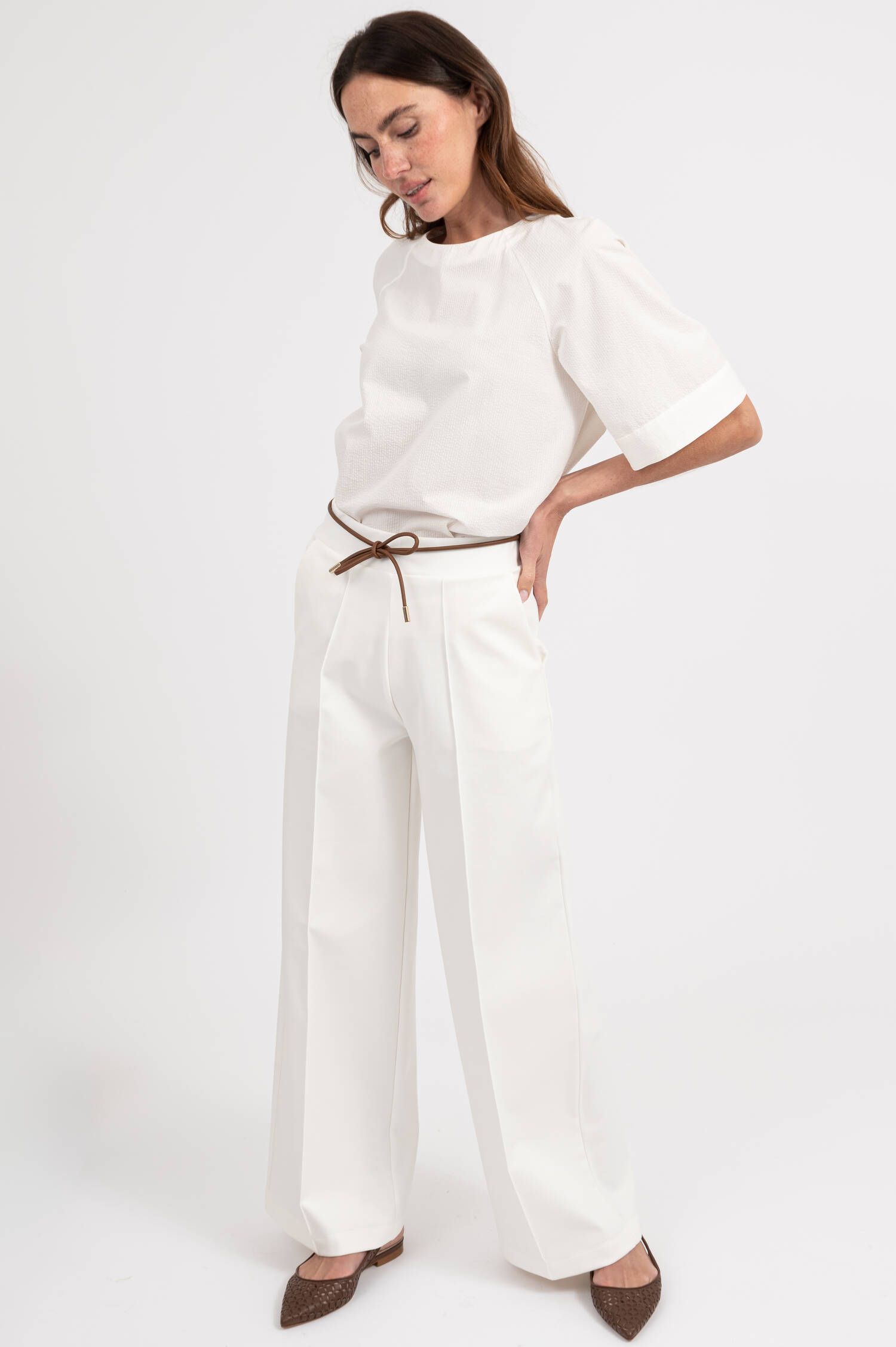 Wide-Leg Schlupfhose mit Bügelfalten in Weiß