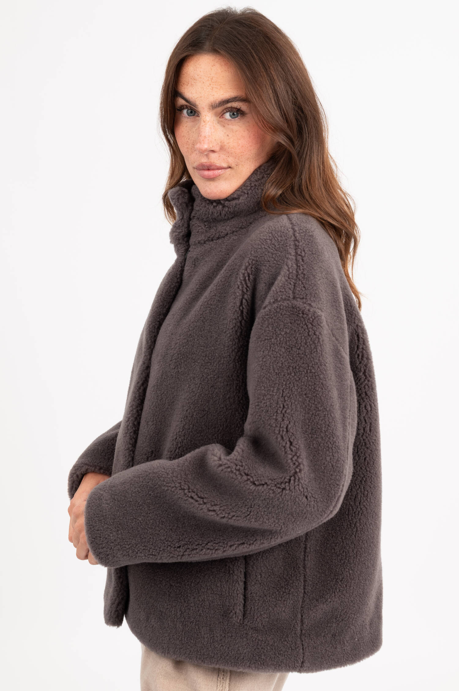 Teddyjacke in Grau Teddyjacke in Grau