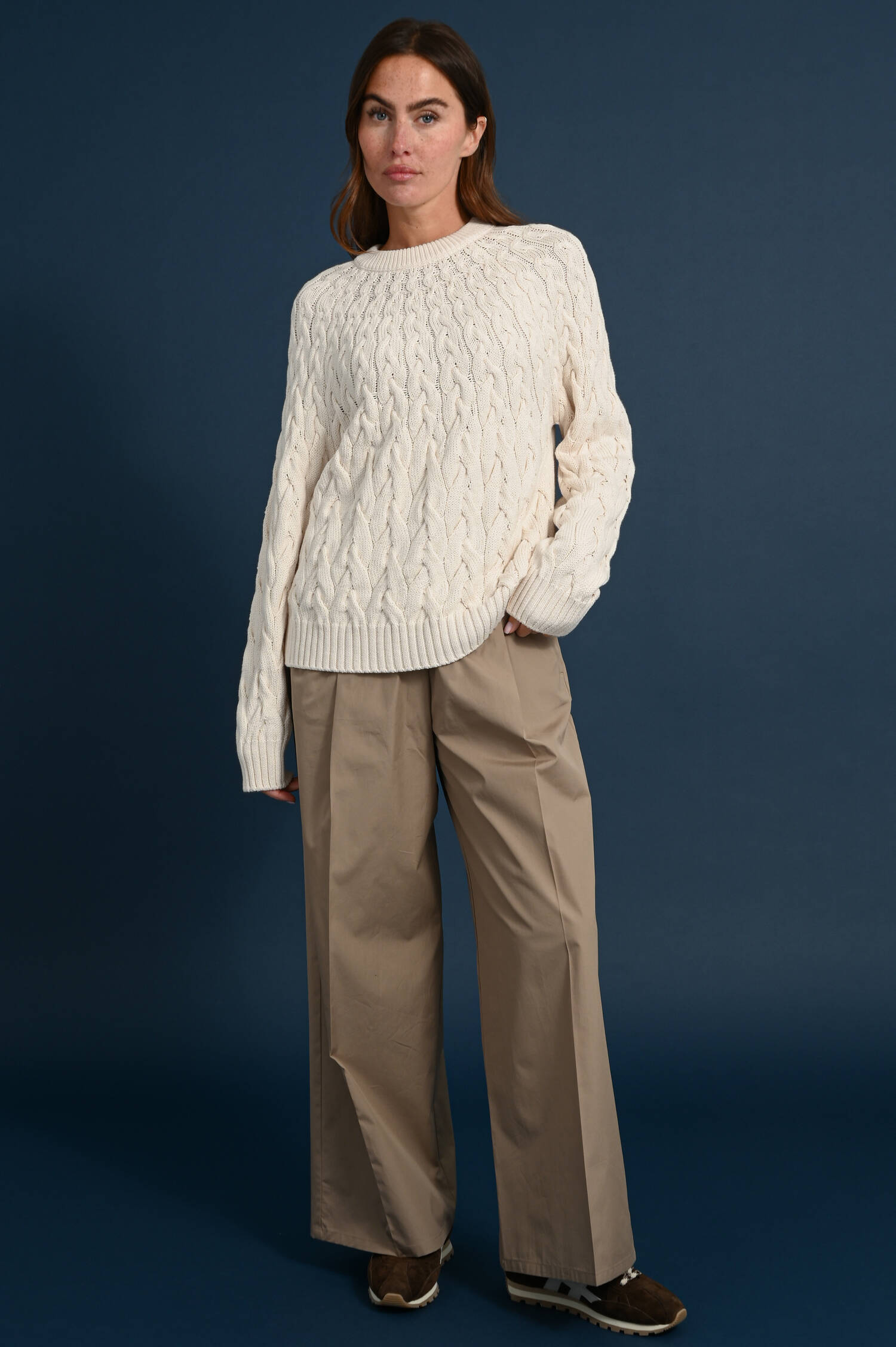 Zopfstrick Baumwoll Crew Neck Pullover in Ecru