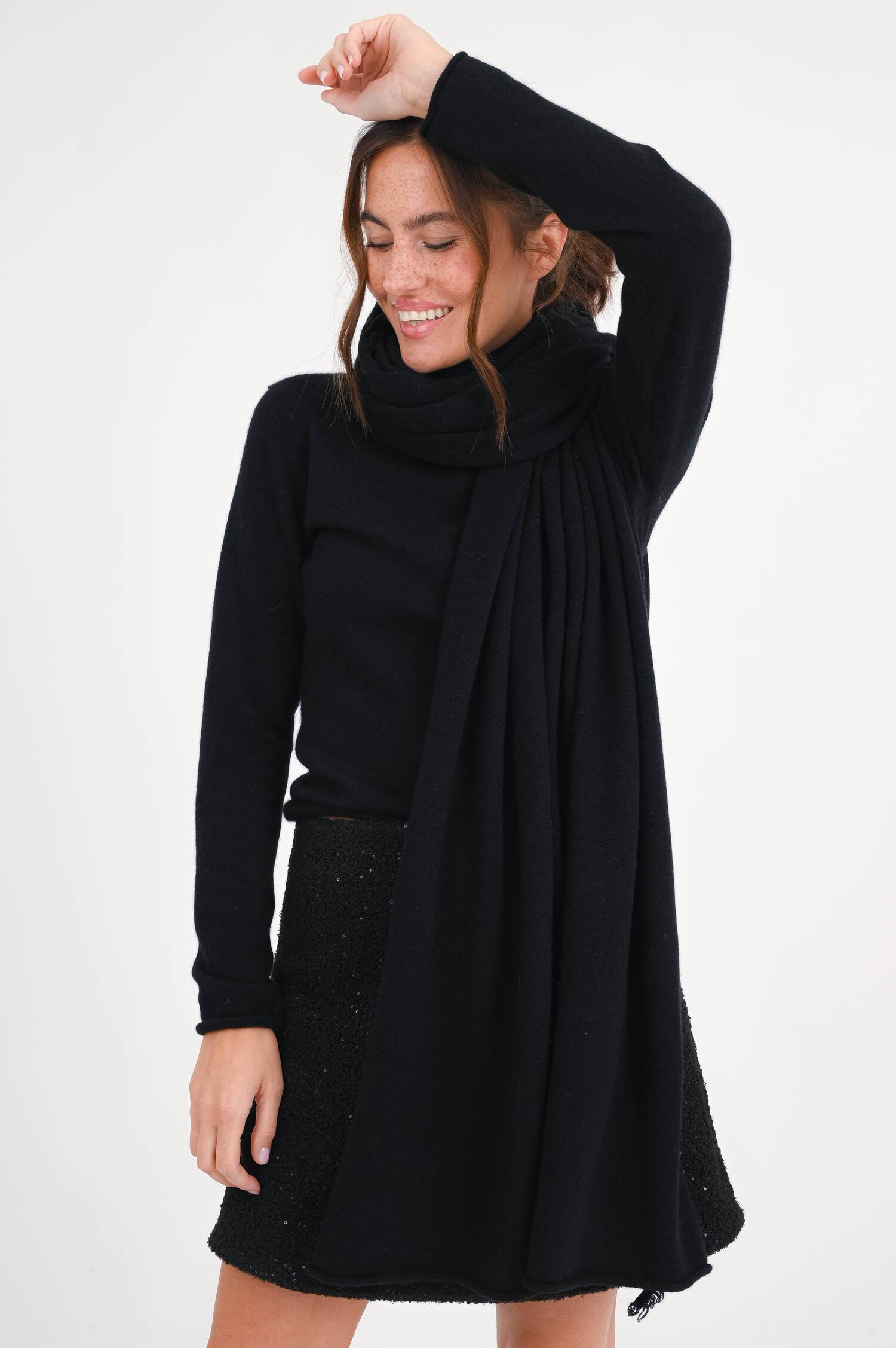 Cashmere Tuch in Schwarz Cashmere Tuch in Schwarz