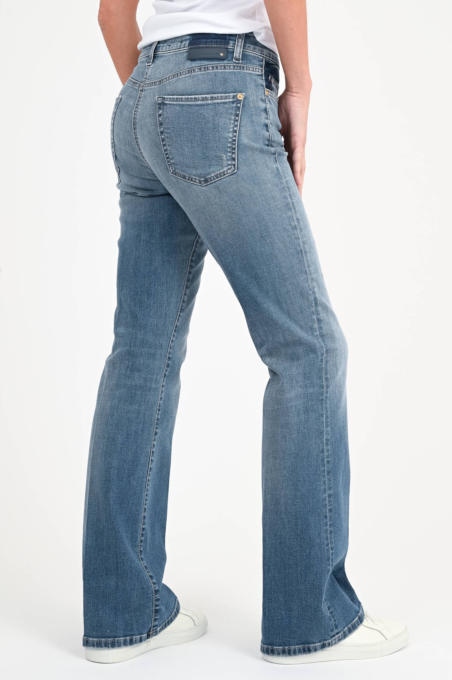 Flared Jeans PARIS in Mittelblau Flared Jeans PARIS in Mittelblau