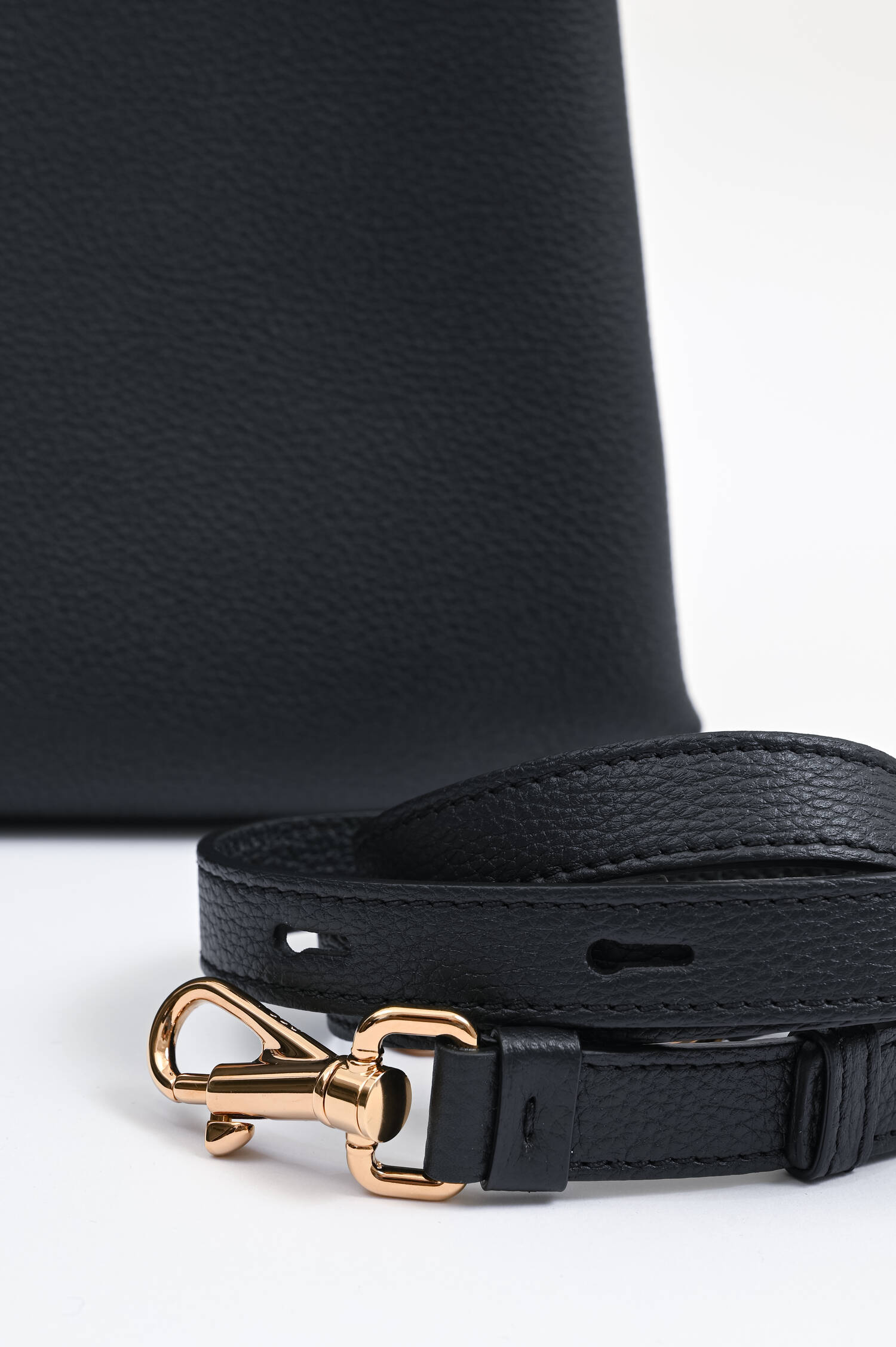 Handtasche SCORZINO in Schwarz