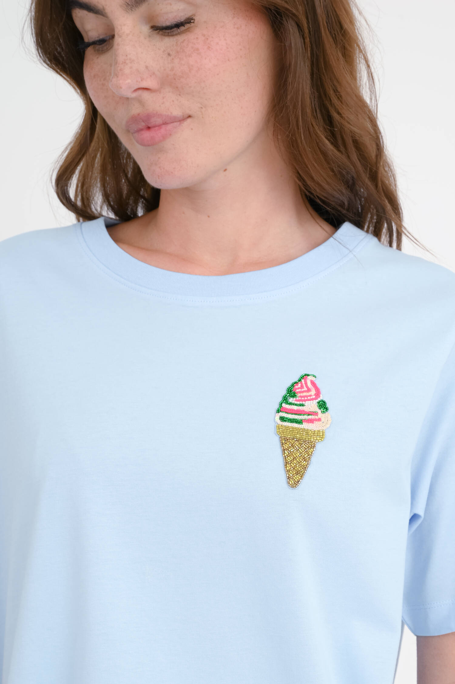 Boxy T-Shirt HICECREAM in Hellblau