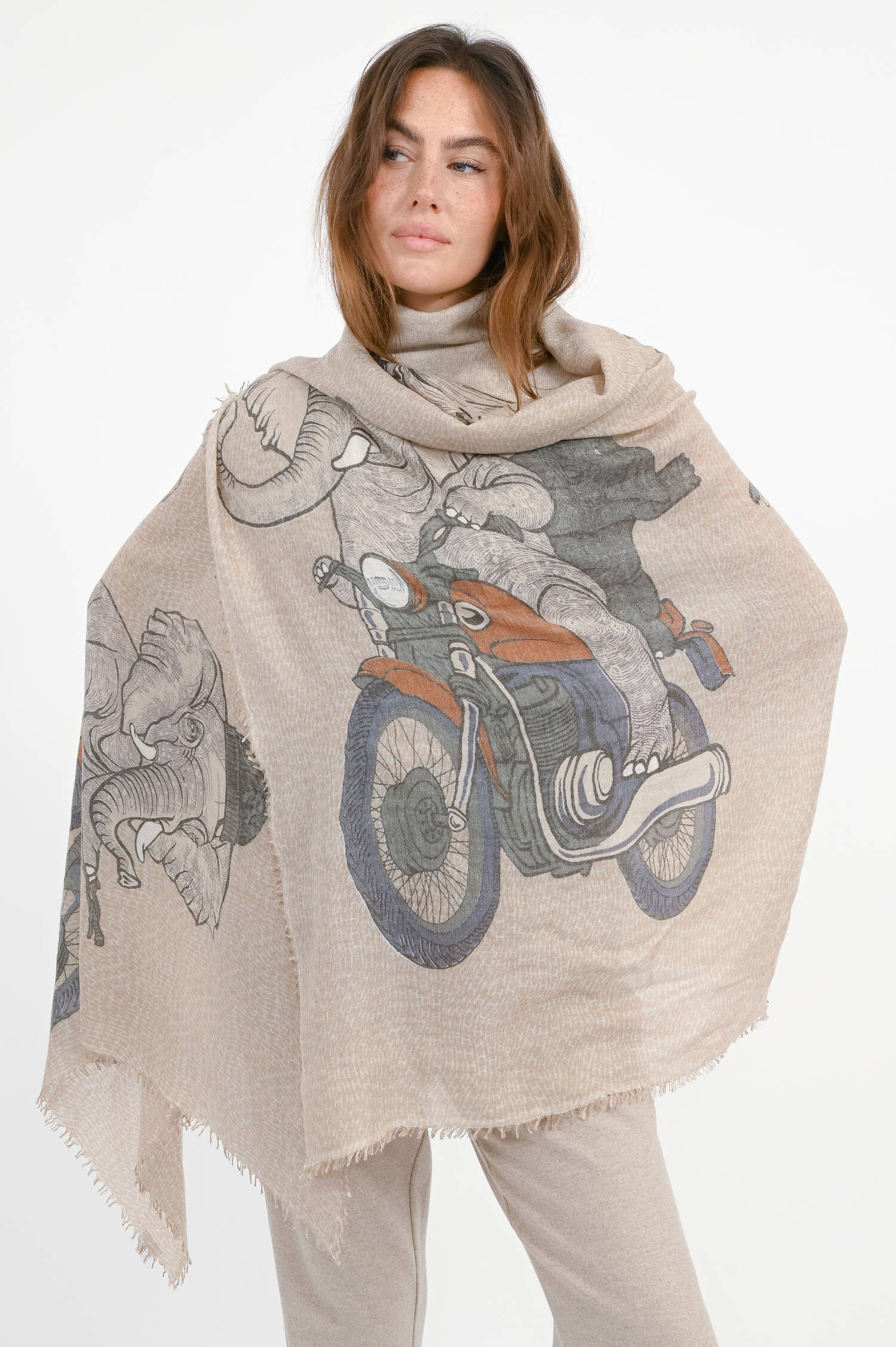 Cashmere-Seiden-Schal NANG in Karamell Cashmere-Seiden-Schal NANG in Karamell