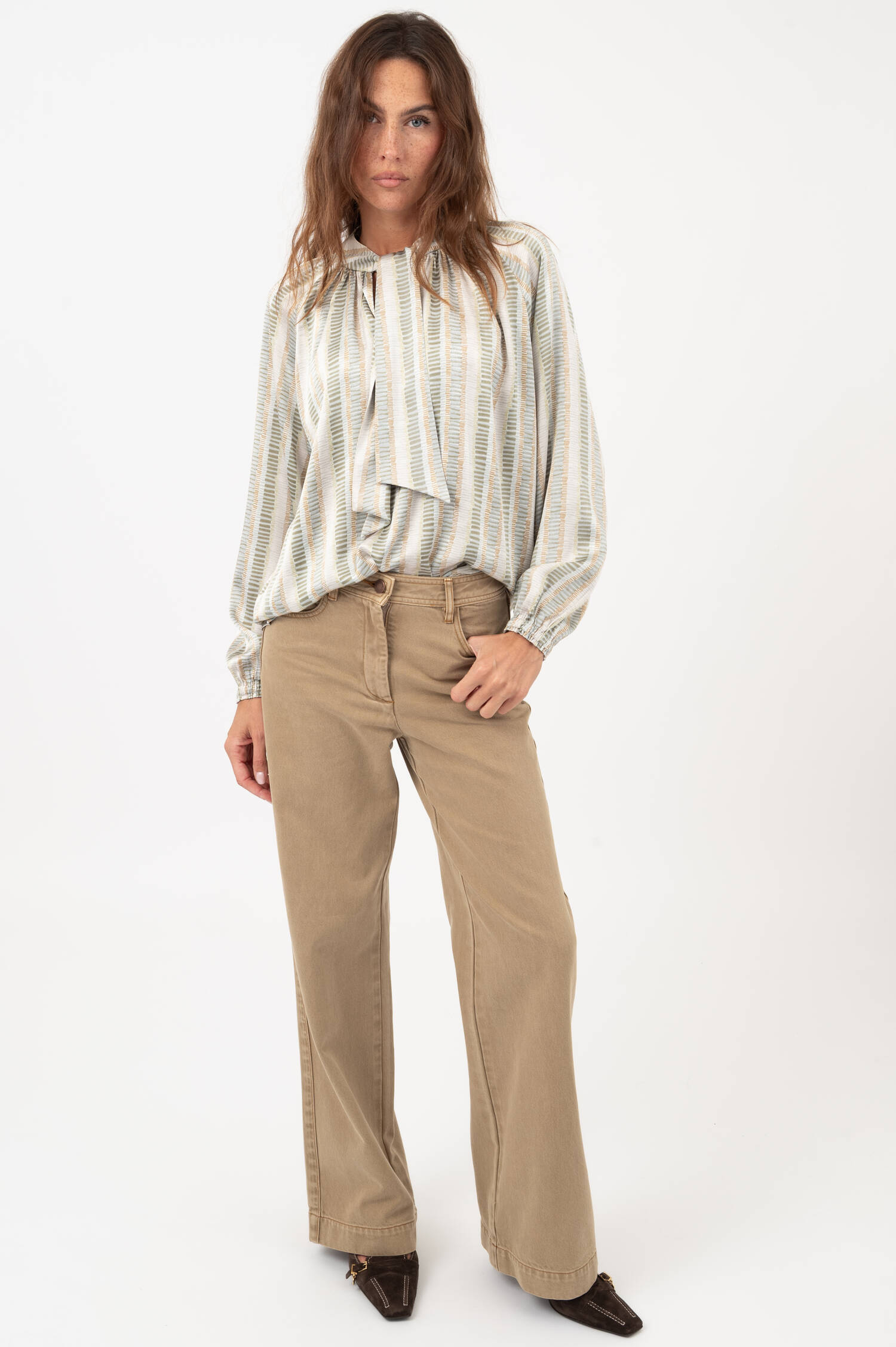 Wide-Leg-Jeans in Camel Wide-Leg-Jeans in Camel