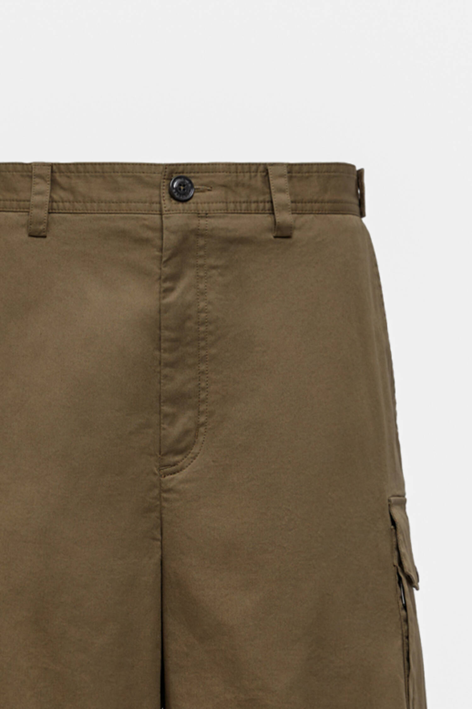 Cargoshorts in Khaki