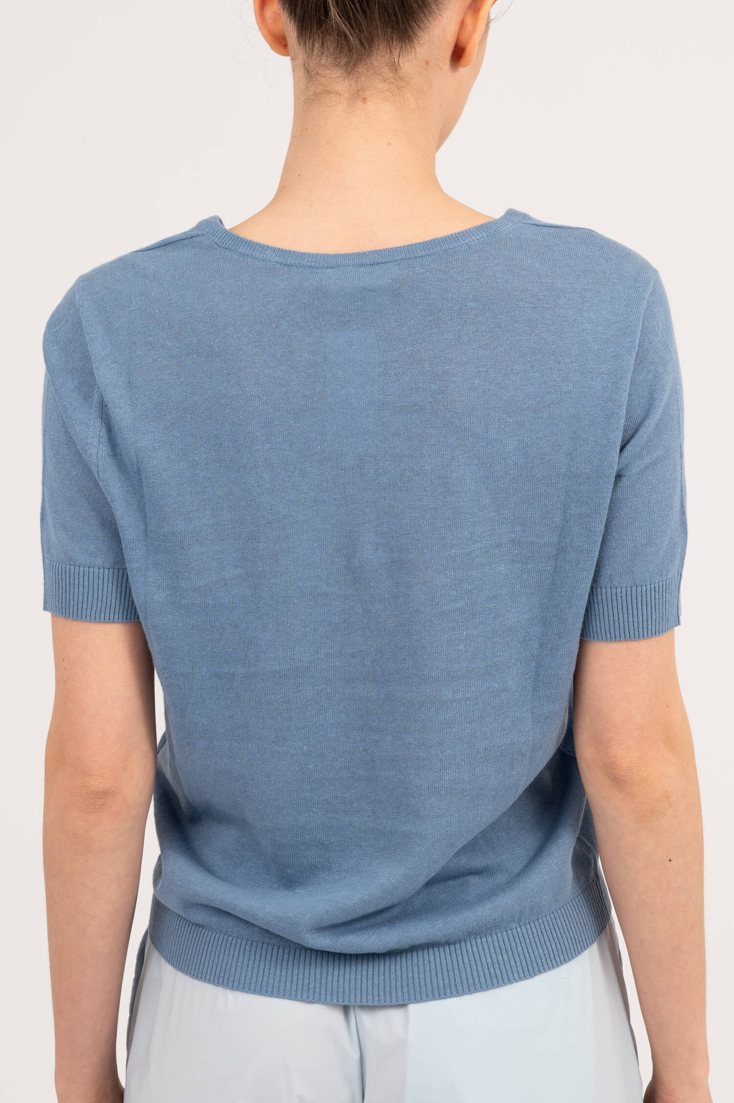 Feinstrick T-Shirt aus Leinenmix in Stoneblau