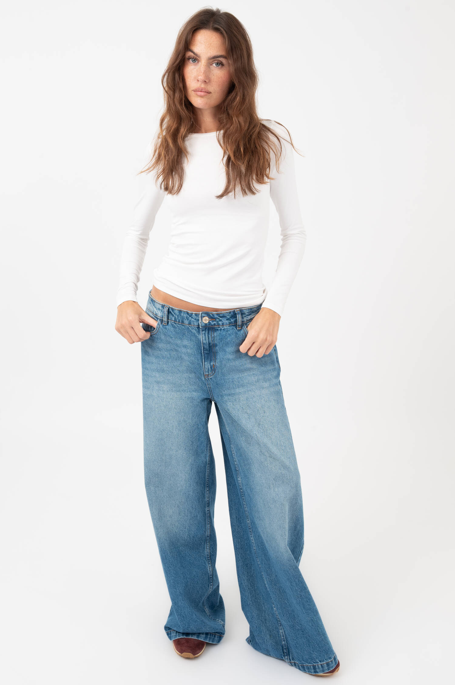 Basic Langarmshirt in Off-White