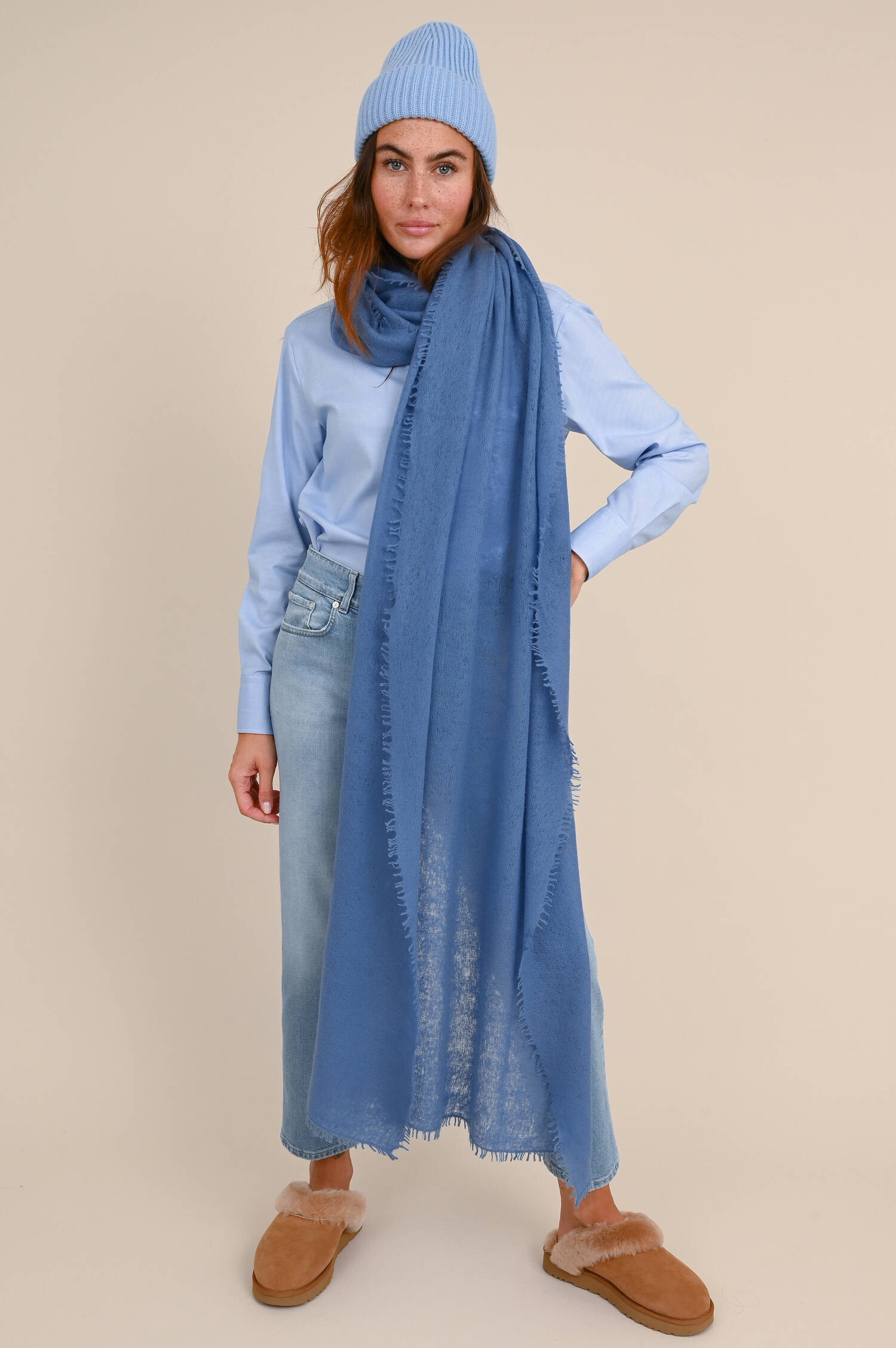 Midi-Mütze BARI aus Cashmere in Hellblau Midi-Mütze BARI aus Cashmere in Hellblau