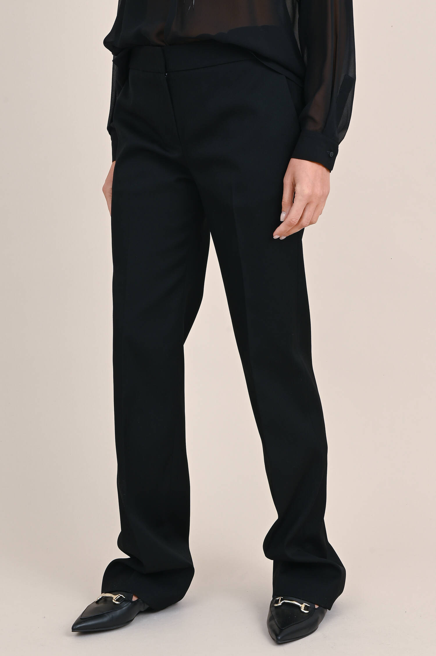 Ausgestellte Hose in Schwarz Ausgestellte Hose in Schwarz