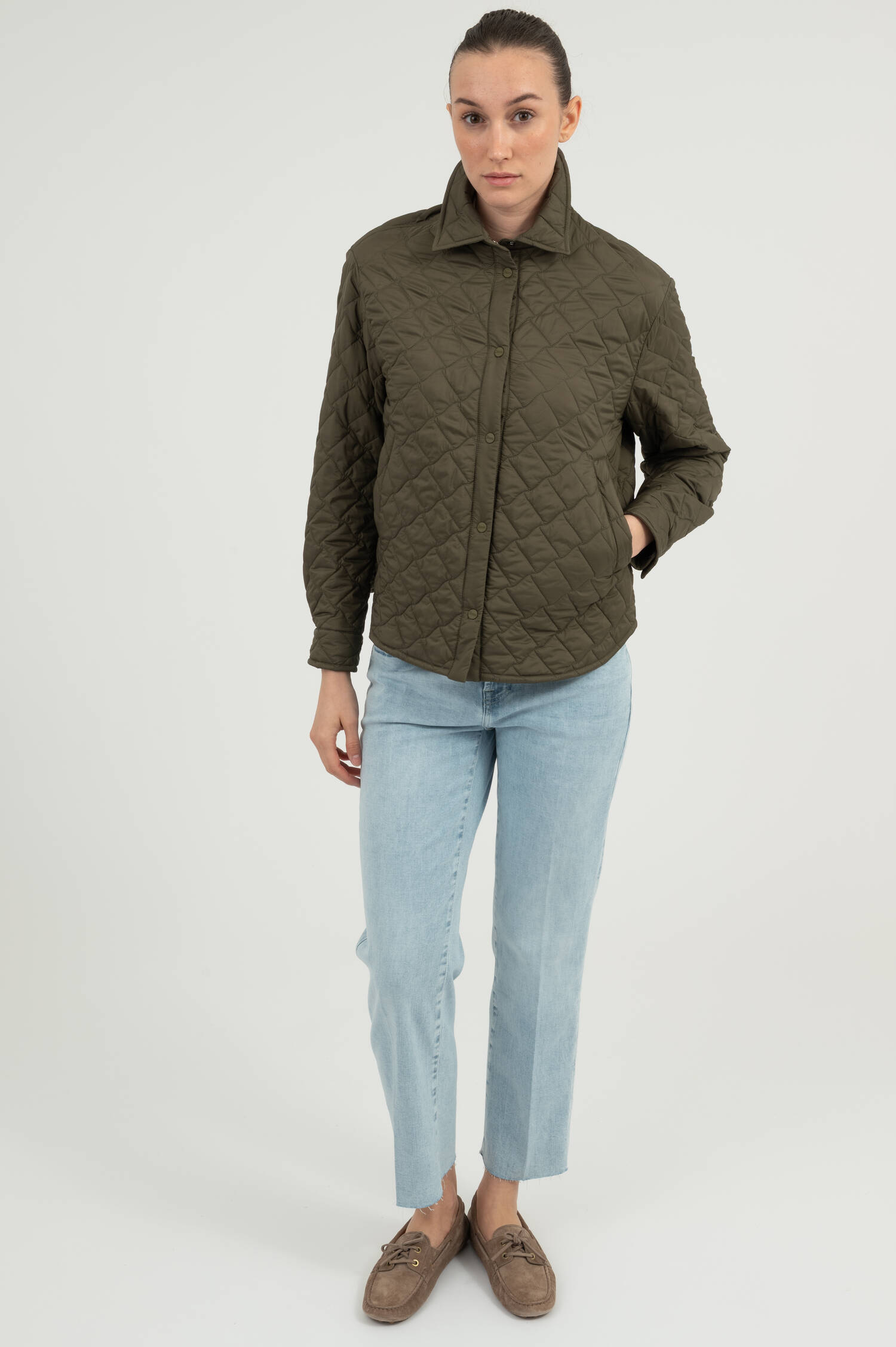 Steppjacke mit Rautenmuster in Olive Steppjacke mit Rautenmuster in Olive