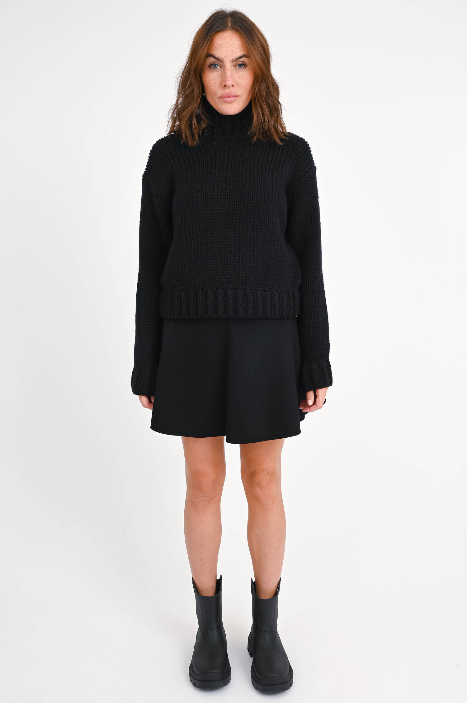 Strickpullover aus Woll-Mix in Schwarz