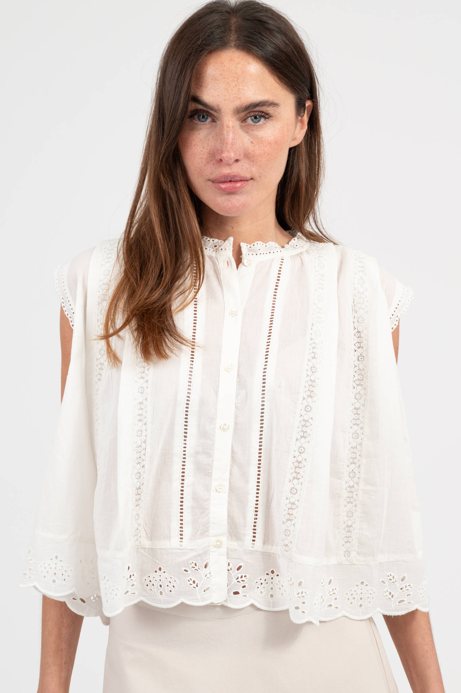 Bluse mit Bordüre in Weiß